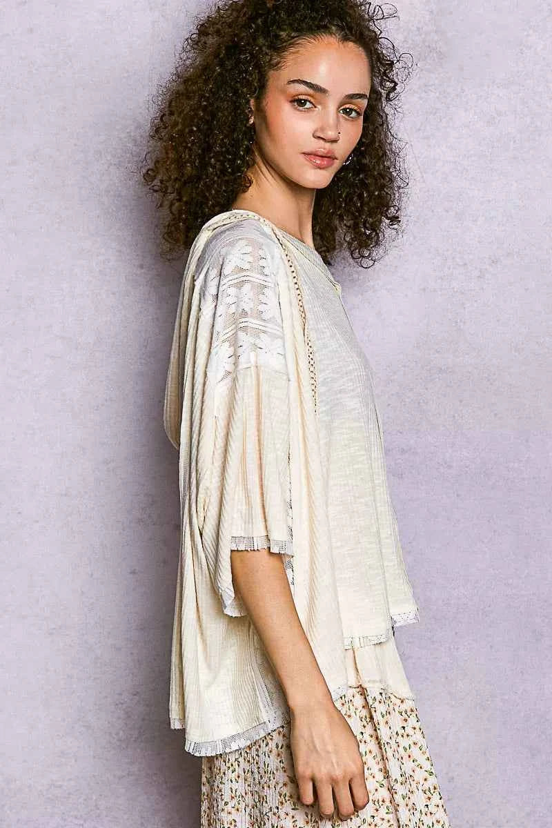 POL Short Sleeve Hoodie Top with Lace Detail dee2f04d-8e81-41db-80c6-85de6e93da8e-Max-Origin