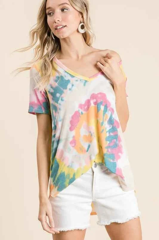 BiBi Circular Tie Dye Print V Neck Top df4e17998c874ceeab246116e037957e-Max-Origin