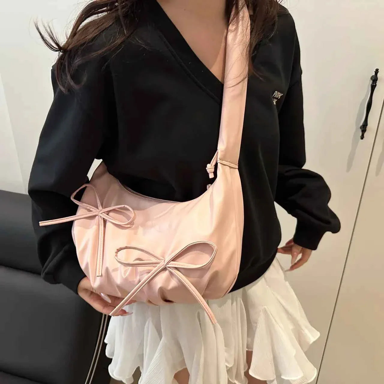 Bow-Tie Drawstring Crossbody Bag Pink onesize df5fa519be3646828a742d0b8c1a84e6-Max-Origin