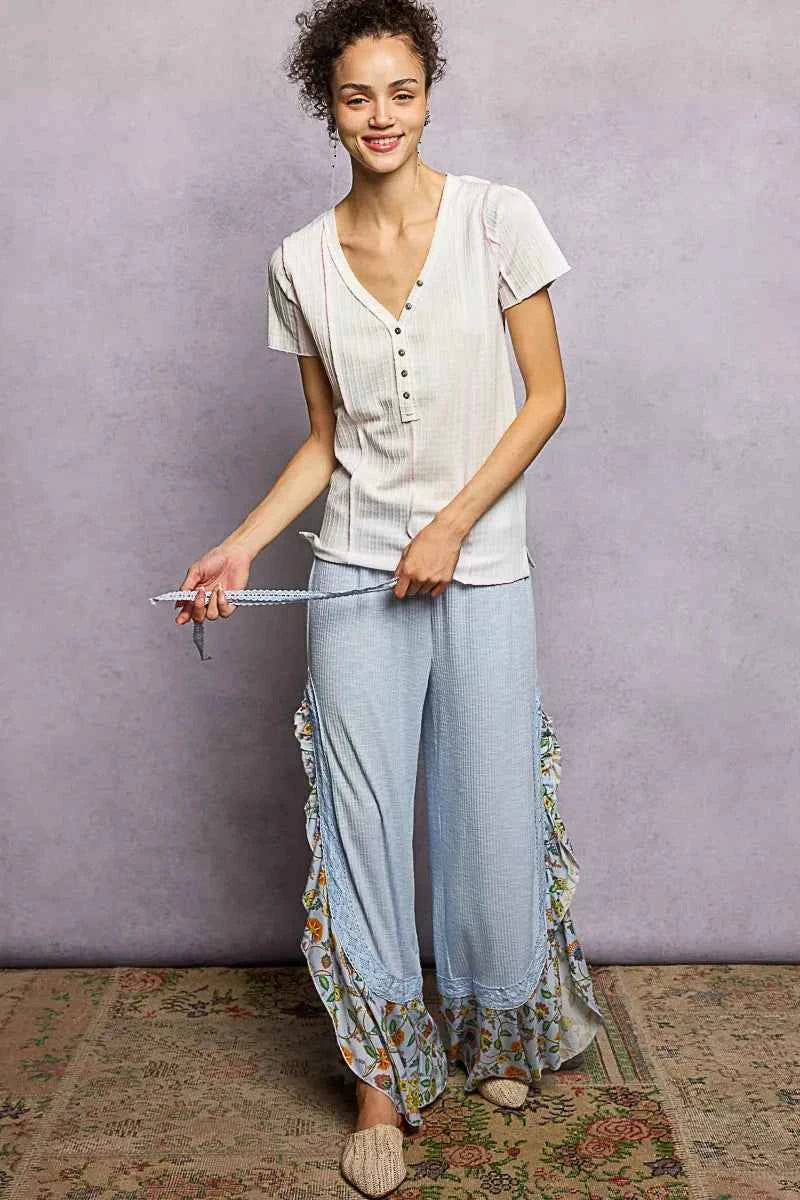 POL V-Neck Short Sleeve Top with Stitch Seam Detail df6d8e4a-823f-4f87-875a-88899a91d05d-Max-Origin