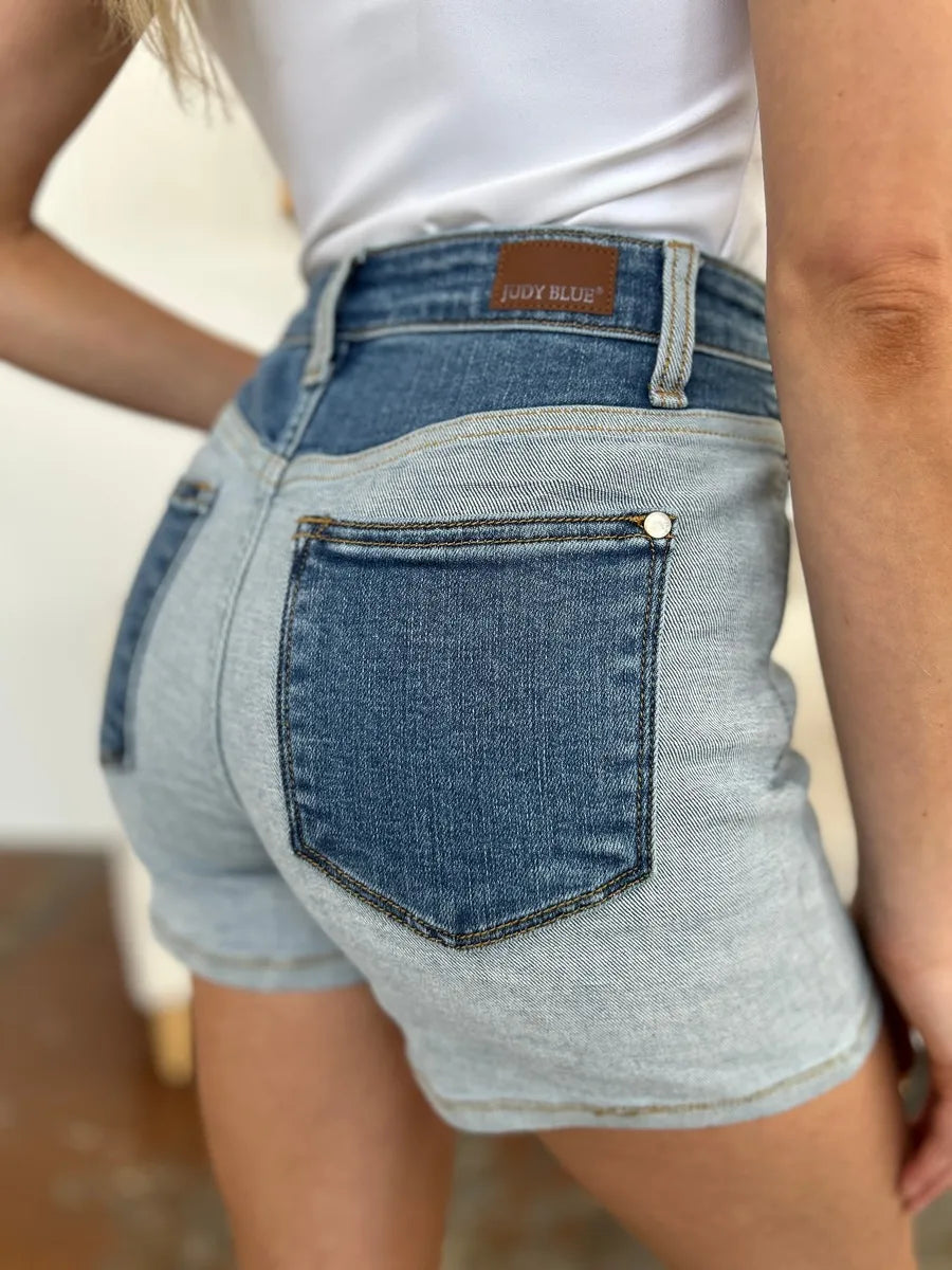 Full Size Color Block Denim Shorts df969776-638d-4bbb-8326-e8d10927f560-Max