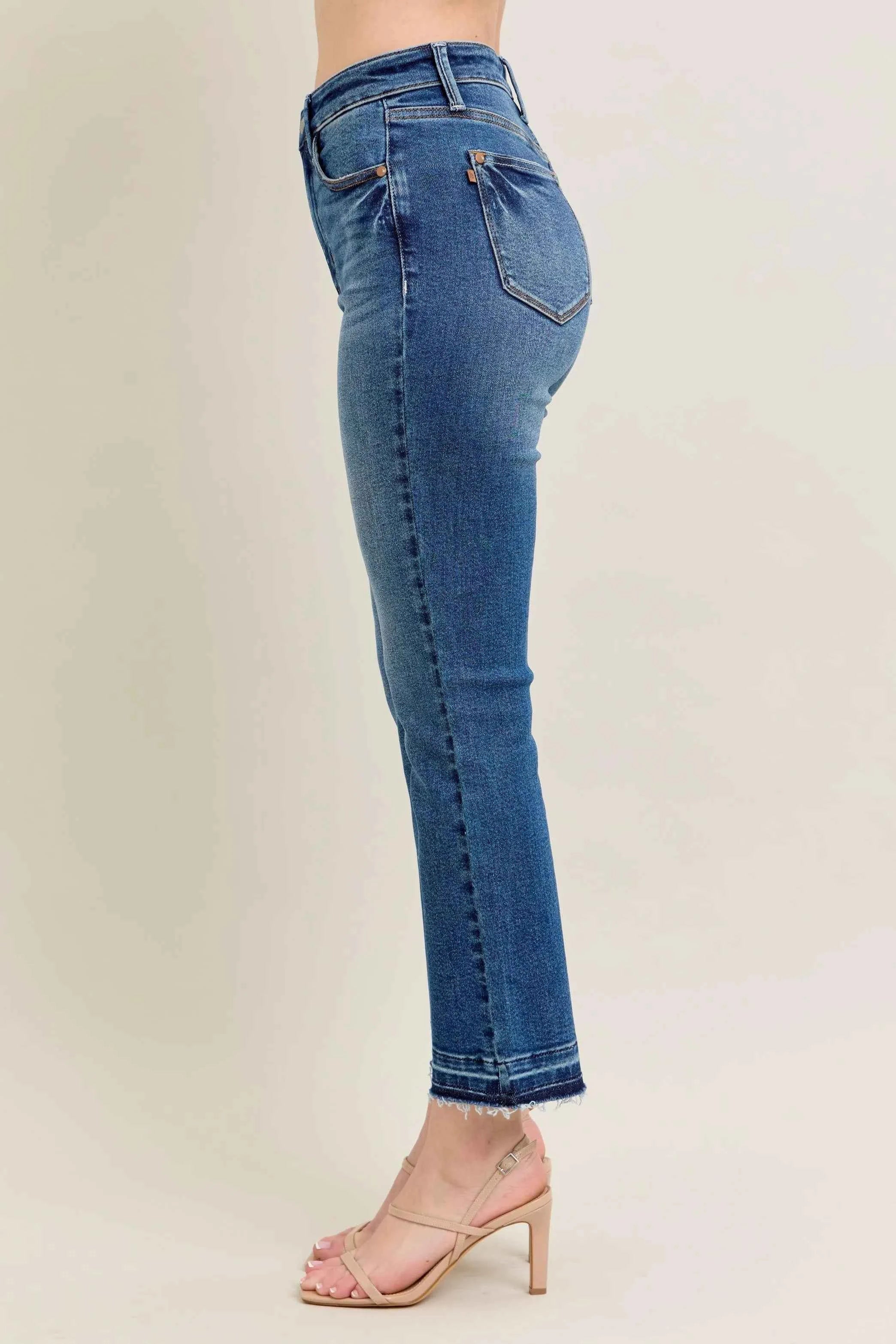 Judy Blue Full Size Hw Vintage Wash Release Hem Kick Flare Jeans Plus Size dfa12da8748946069232b7d423d8a440-Max-Origin