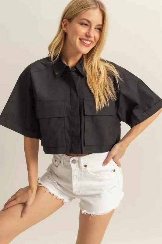HYFVE Front Pockets Poplin Collared Neck Crop Shirt Black dfcc5c6c-3fde-41ef-ade5-b2b52cdb8569-Max-Origin