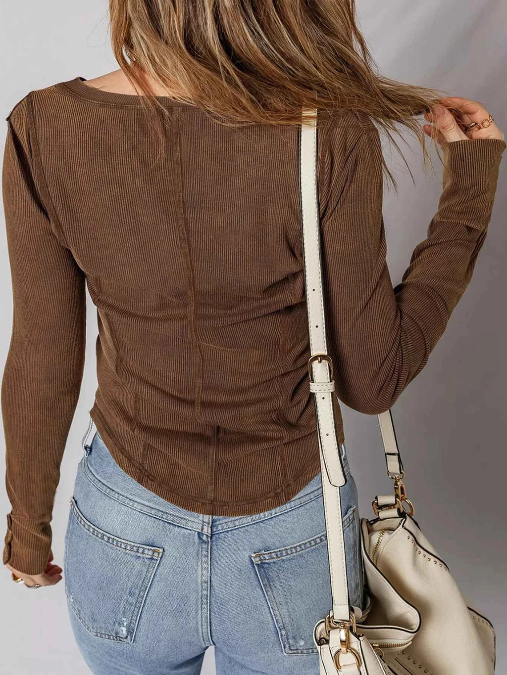 Exposed Seam Ribbed Long Sleeve Top dfe65cf6611e4bd687f45f66592a7968-Max-Origin