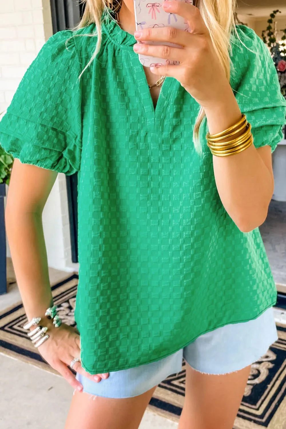 Textured Puff Short Sleeve Notched Top dff871f9-2df5-46f1-b24c-0cb896933368-Max-Origin