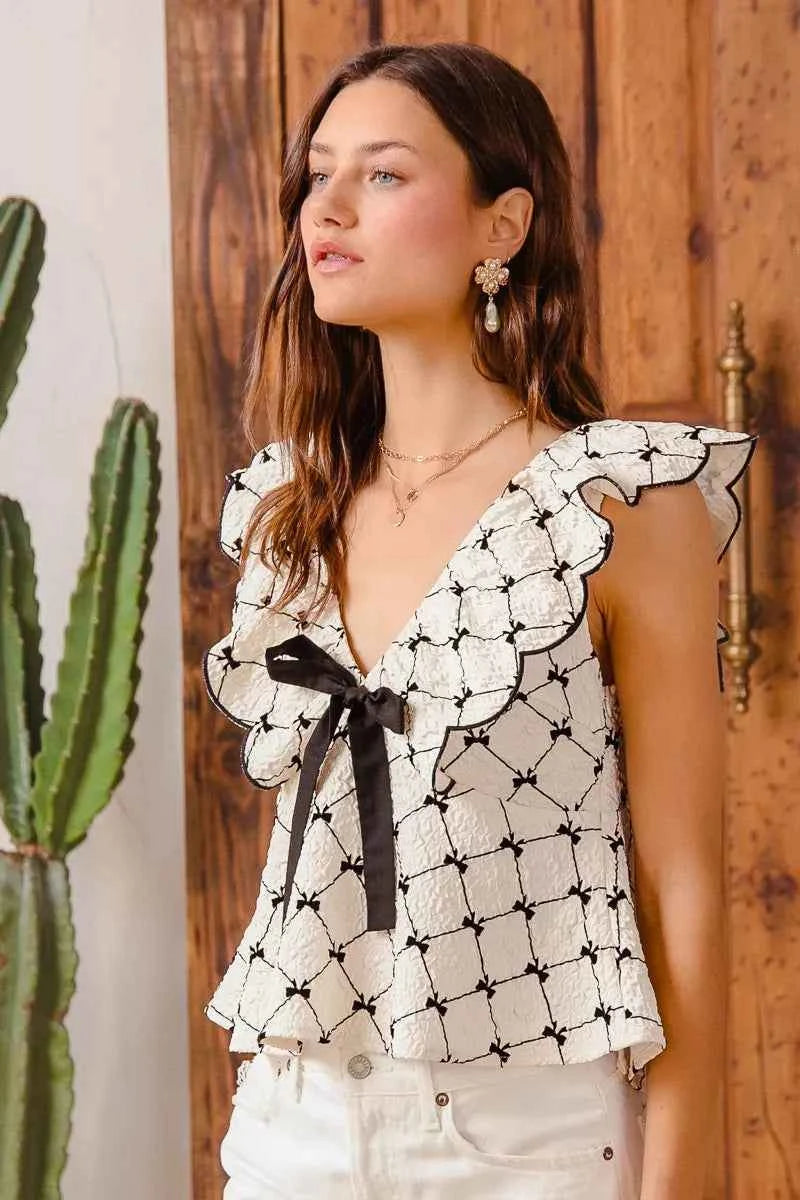 SO ME Bow Texture Jacquard Woven Top with Scallop and Tie e00ab25adb9d451d82469a679b78c18a-Max-Origin