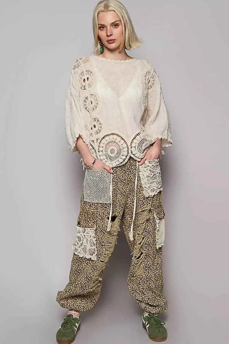 POL Round Neck Crochet Top with Floral Embroidery Detail e059ffb2-1d81-45a0-a254-2d6c5c03ee59-Max-Origin