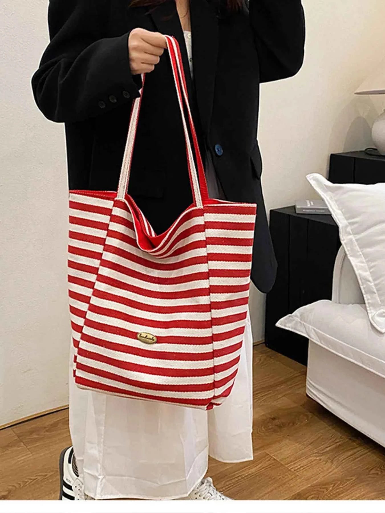 Striped Canvas Tote Bag e0d7cf63641f4faebb01ed4c082e68d3-Max-Origin