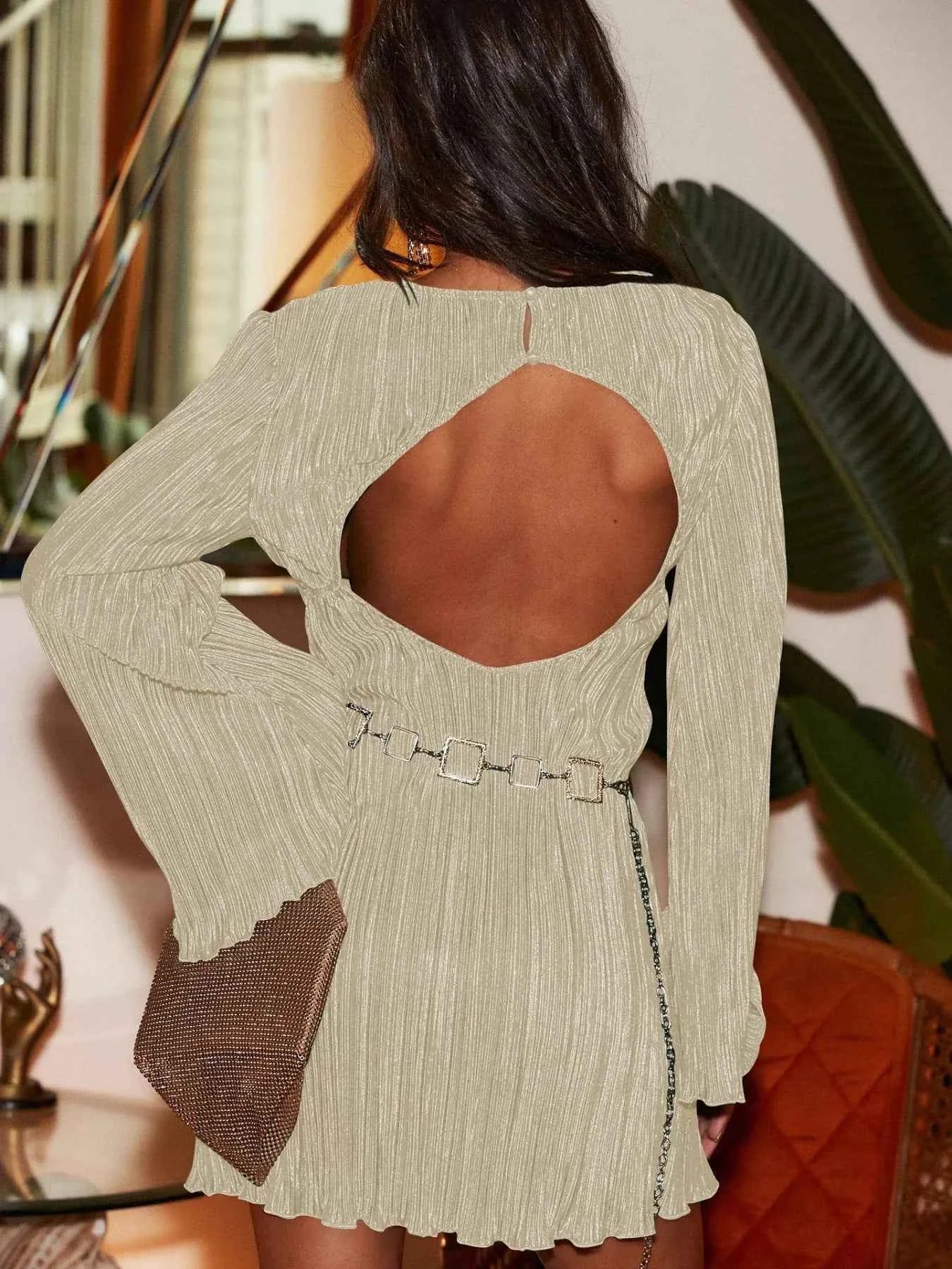 Cutout Back Flare Sleeve Dress e0e59a6d-08f3-41c8-a569-db3a9983afc1-Max-Origin