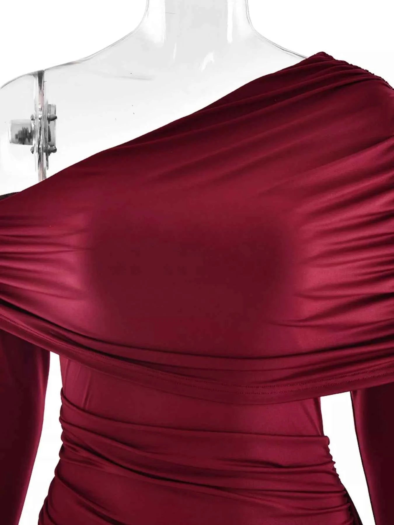 One-Shoulder Ruched Maxi Dress e12060f0-f7c0-46f4-85fa-c9a6d02122cd-Max-Origin