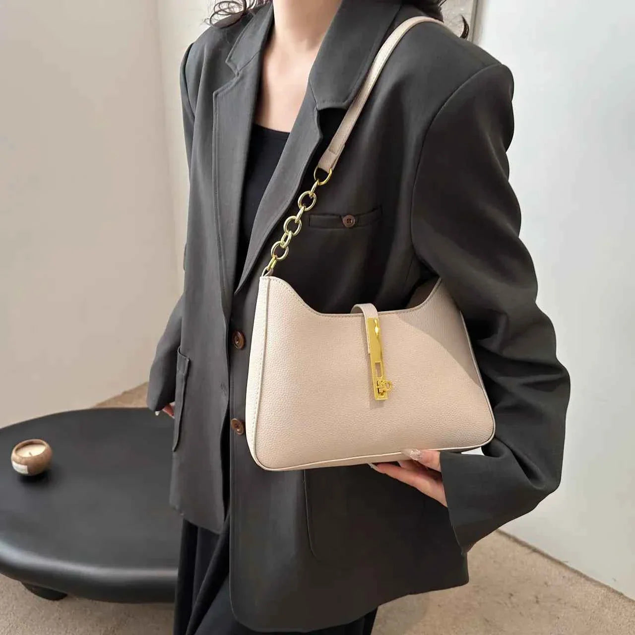 Leather Shoulder Bag with Gold Accent White onesize e12bc8eeaef748779d03311b3dbca969-Max-Origin