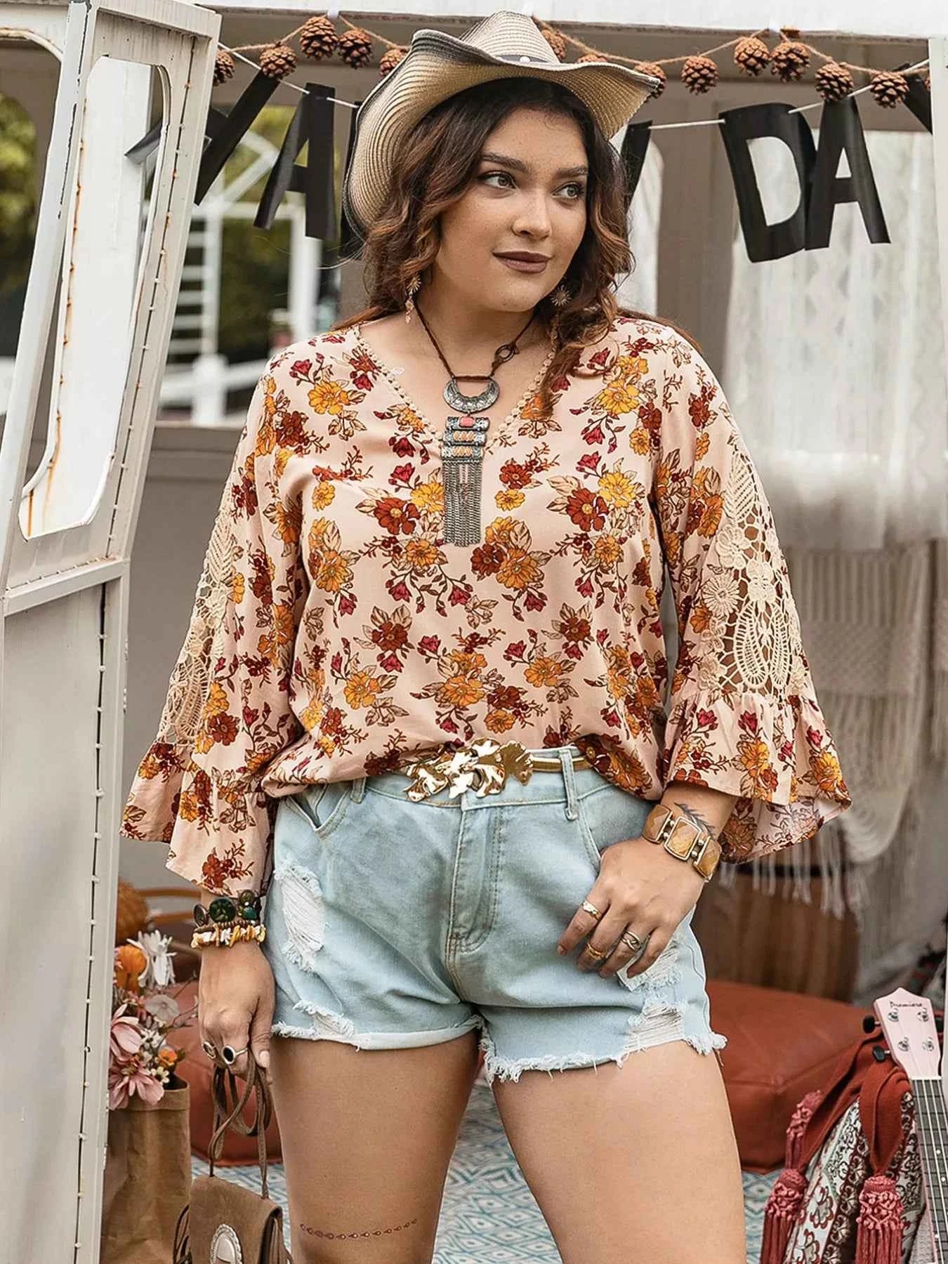 Plus Size Floral Lace Detail V-Neck Blouse Floral e181be0b-fa8c-4c44-9b5d-09419808ad02-Max-Origin