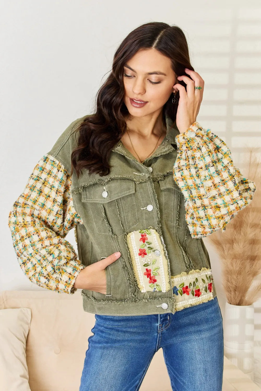 POL Embroidered Button Down Raw Hem Shacket SMJ356-OLIVE e19796c9-d7eb-4718-a9aa-148d8caf71dd-Max