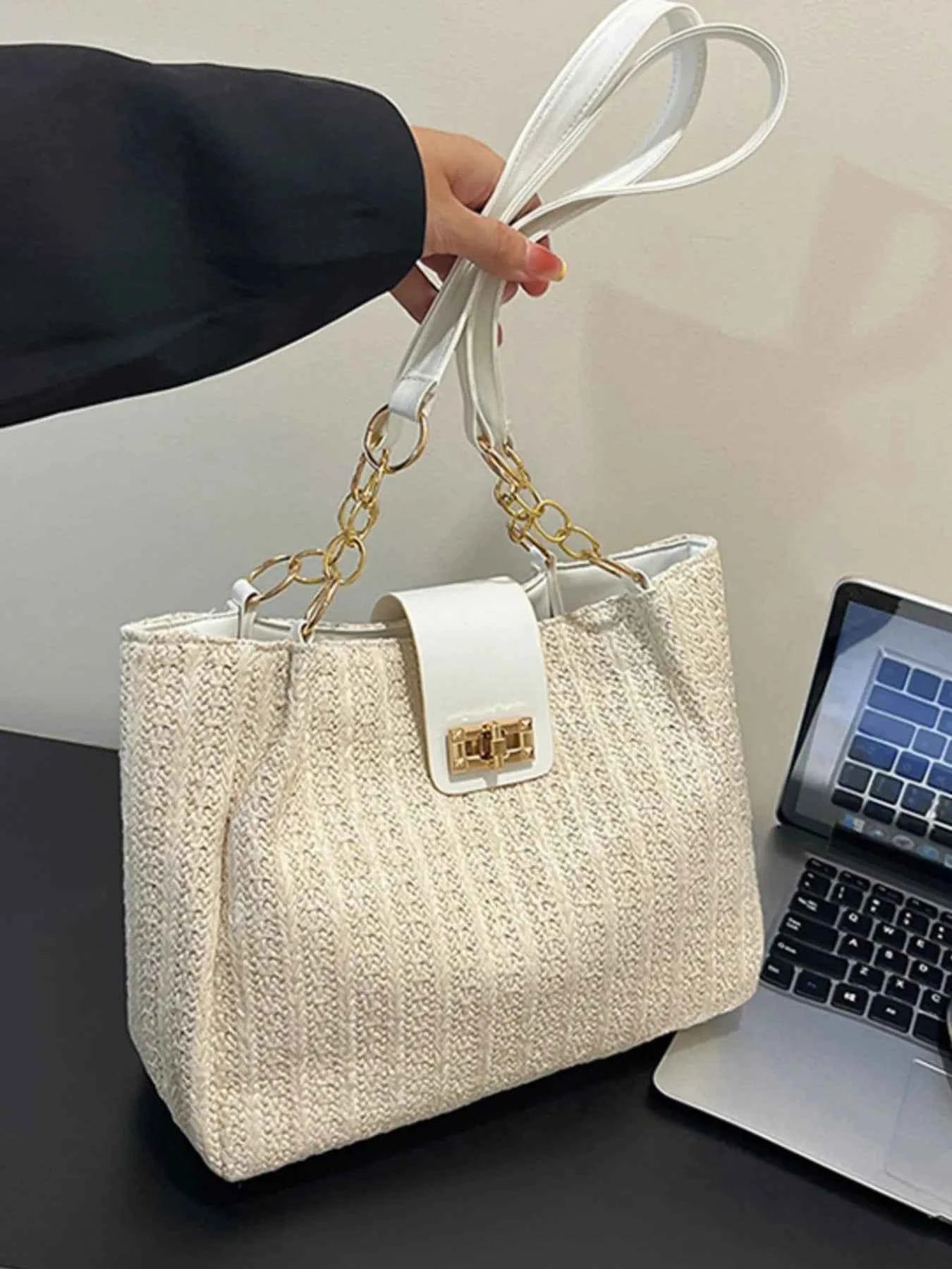 Woven Straw Shoulder Bag Beige One Size e1ceb2ec-2b8b-4e9c-9e62-f721ef58ac21-Max-Origin