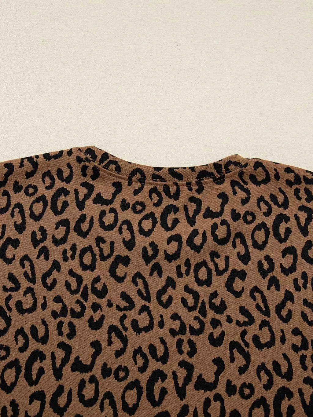 Striped Trim Leopard Long Sleeve Top Drawstring Pant Set e1e61b33278d4c36819640fef2800020-Max-Origin