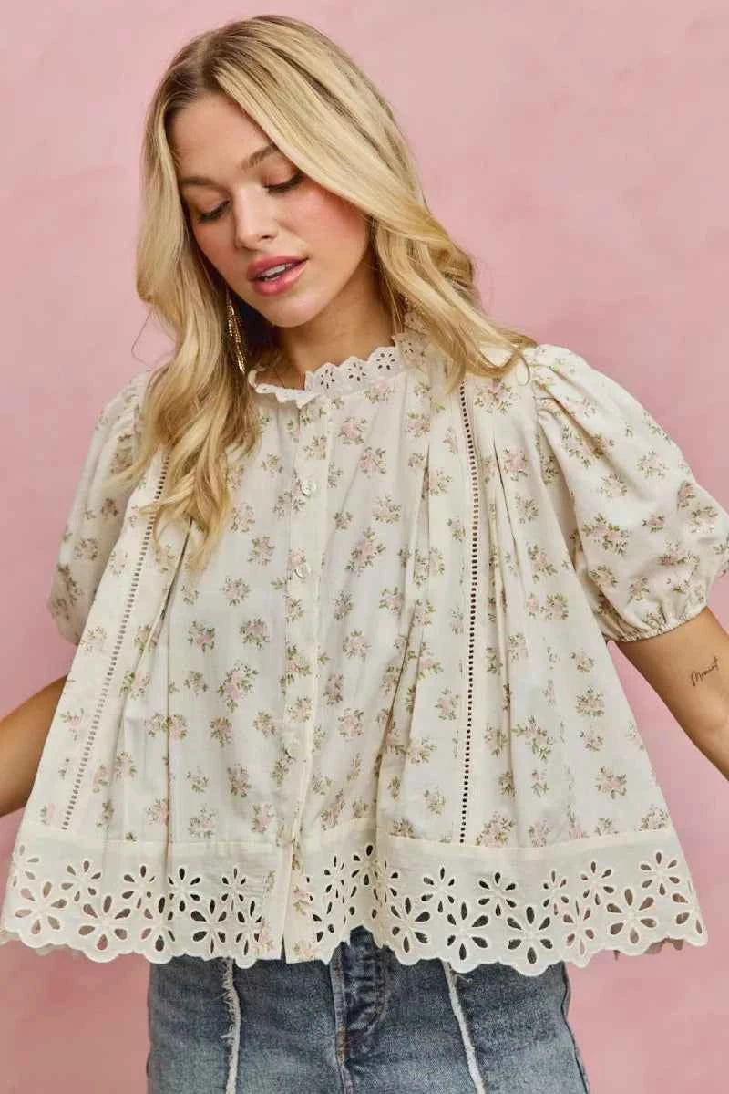 SO ME Floral Print Lace Trim Short Sleeves Blouse e20a3593bd1b499a9d972436cac3d041-Max-Origin