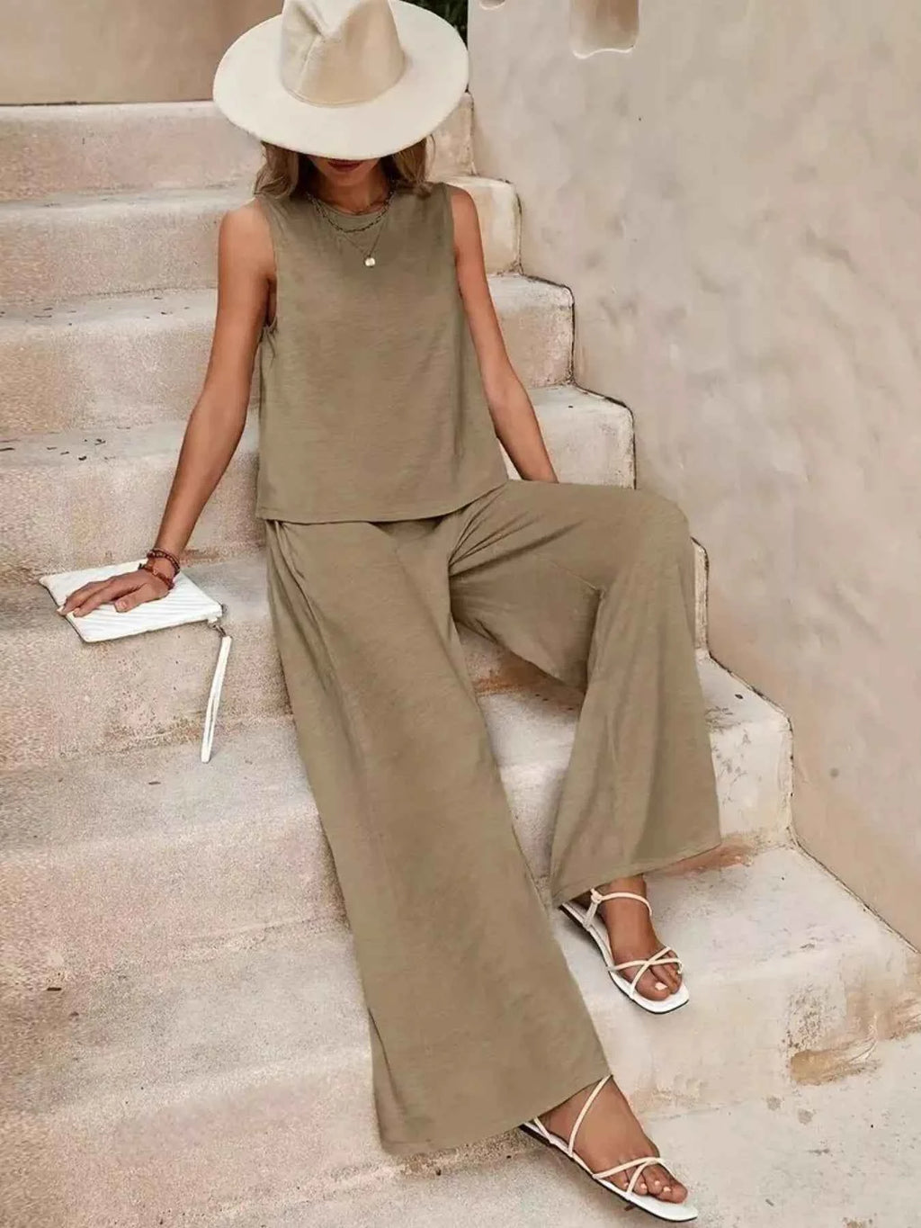 Sleeveless Top and Wide Leg Pants Set e2435377-49bf-4aaa-91a5-42bd968c1a99-Max-Origin