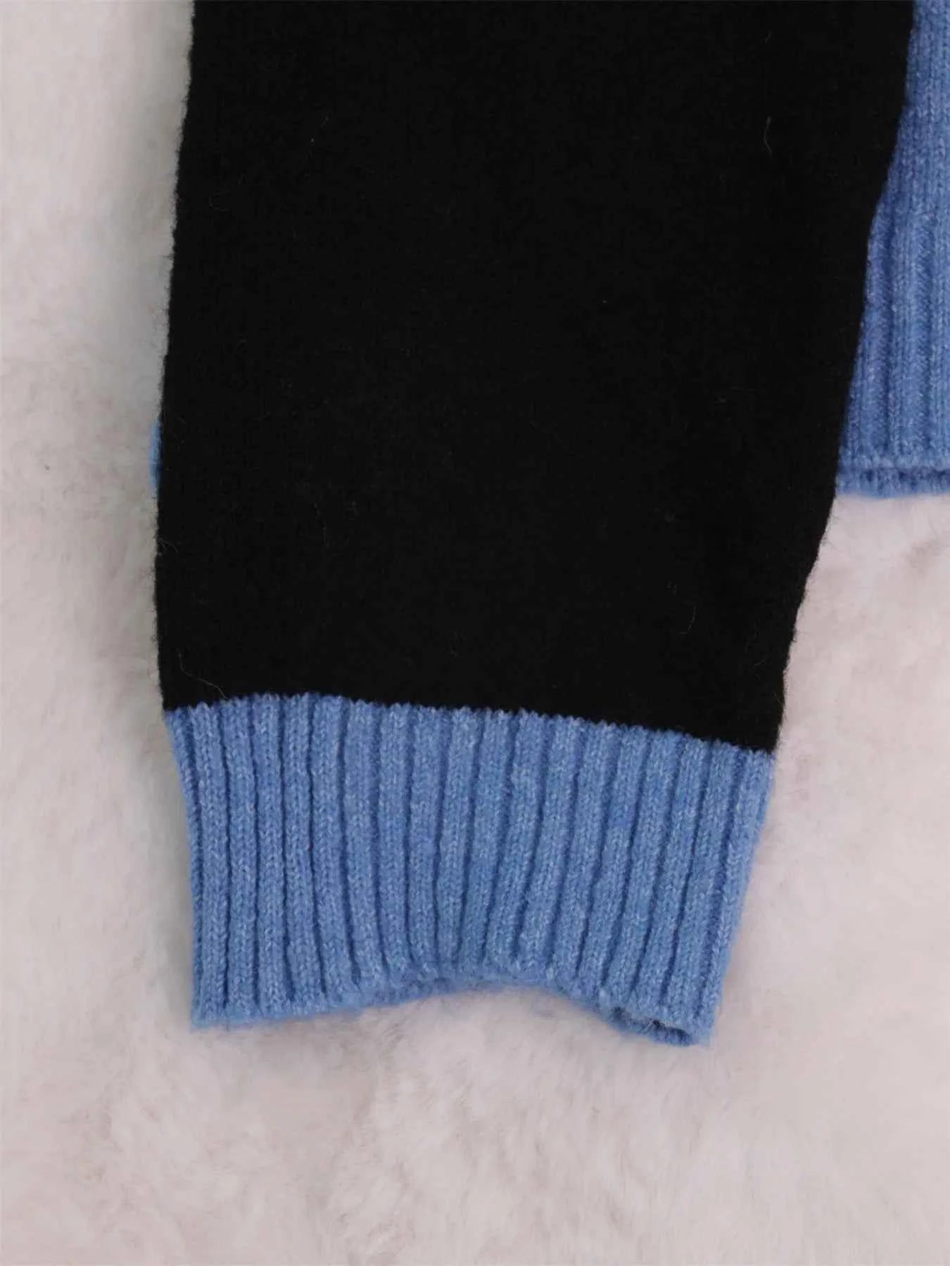 Button-Front Contrast Trim Cardigan e250b8fe60f94c61a0838a02068ef6cd-Max-Origin