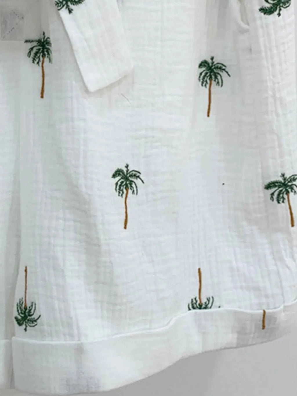 Palm Tree Print Short Sleeve Button-Up Romper with Belt e2b4b7d3-247f-4c88-b282-b5d83e7d7175-Max-Origin