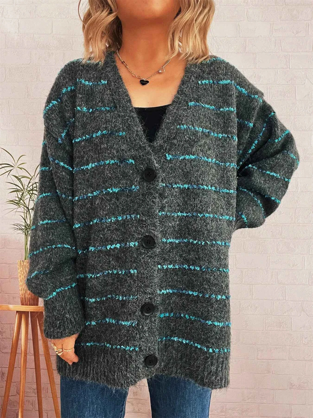 Striped Button-Up Cardigan with V-Neck Design e2cfe3141cba4de98bff1931d14e965a-Max-Origin