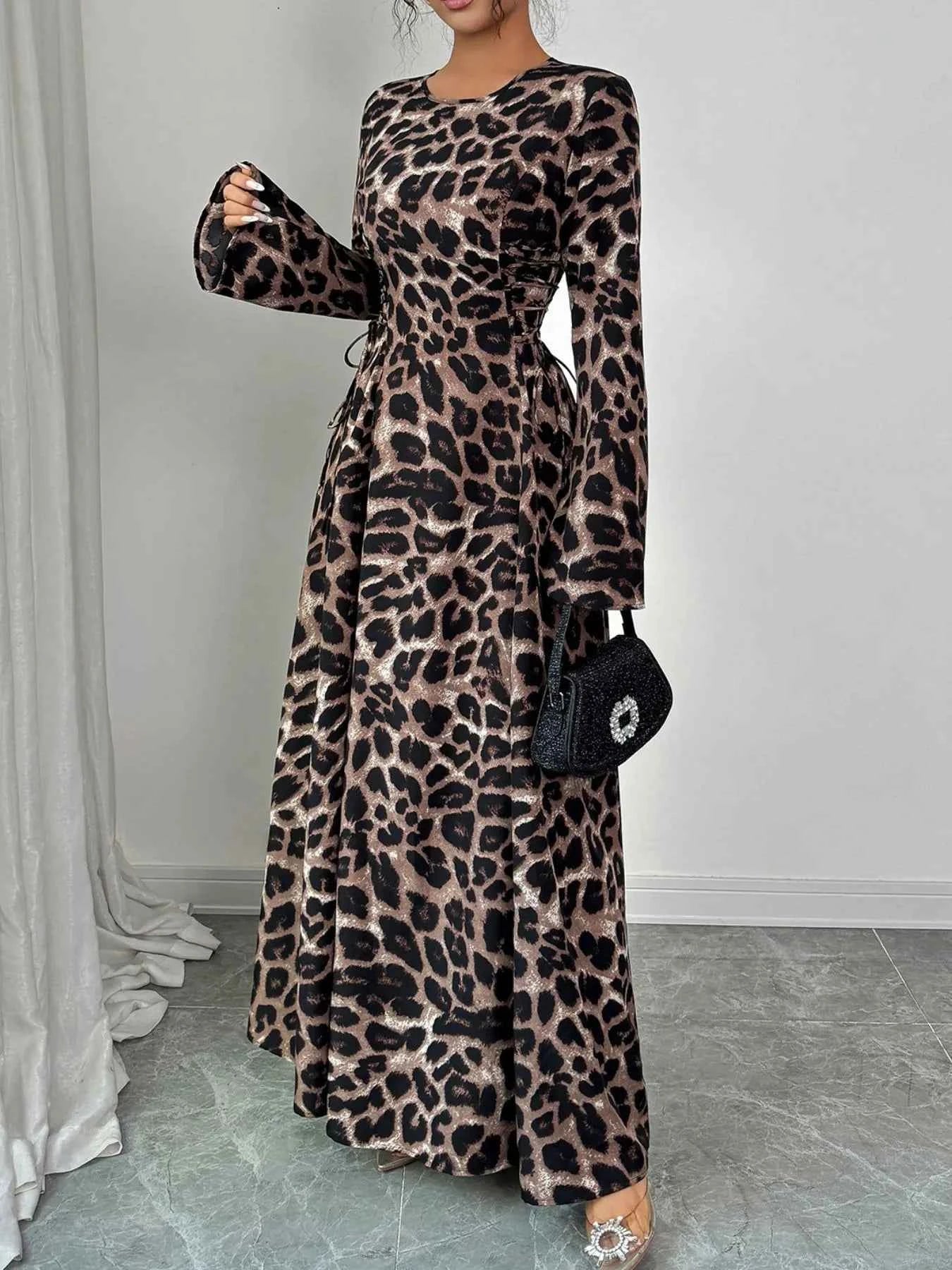 Leopard Print Long Sleeve Maxi Dress e2ee67d7-93d2-4bf3-ac32-34abbb71d2ed-Max-Origin