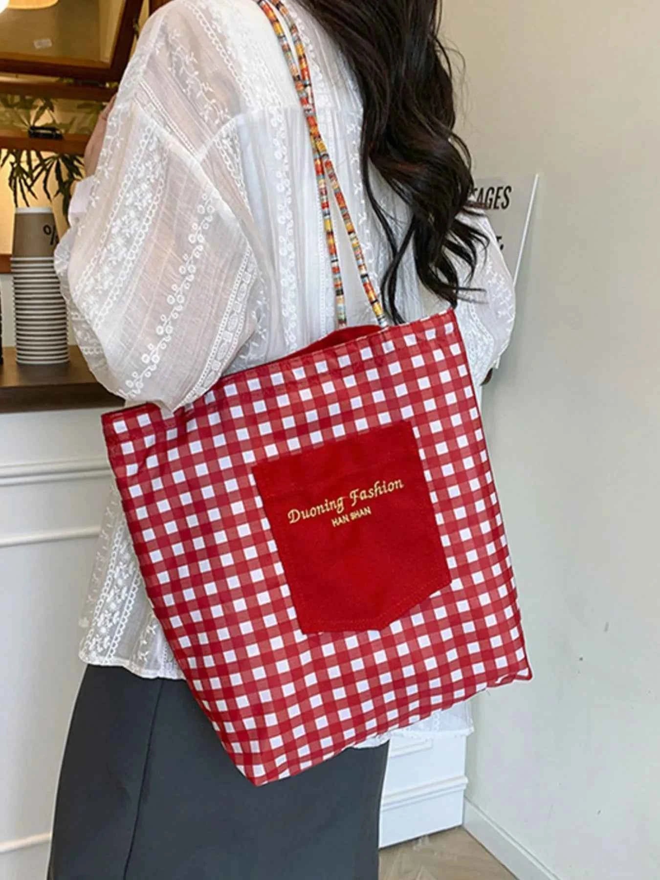 Gingham Pattern Tote Bag e3291563-49b3-4130-9742-f72c935f6243-Max-Origin