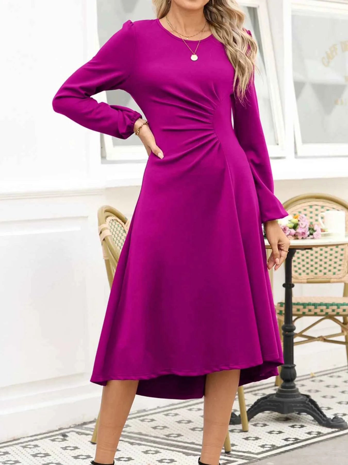 Solid Color Ruched Detail Long Sleeve Midi Dress e36235be-6d3d-4d2e-be0b-4129034c35f7-Max-Origin