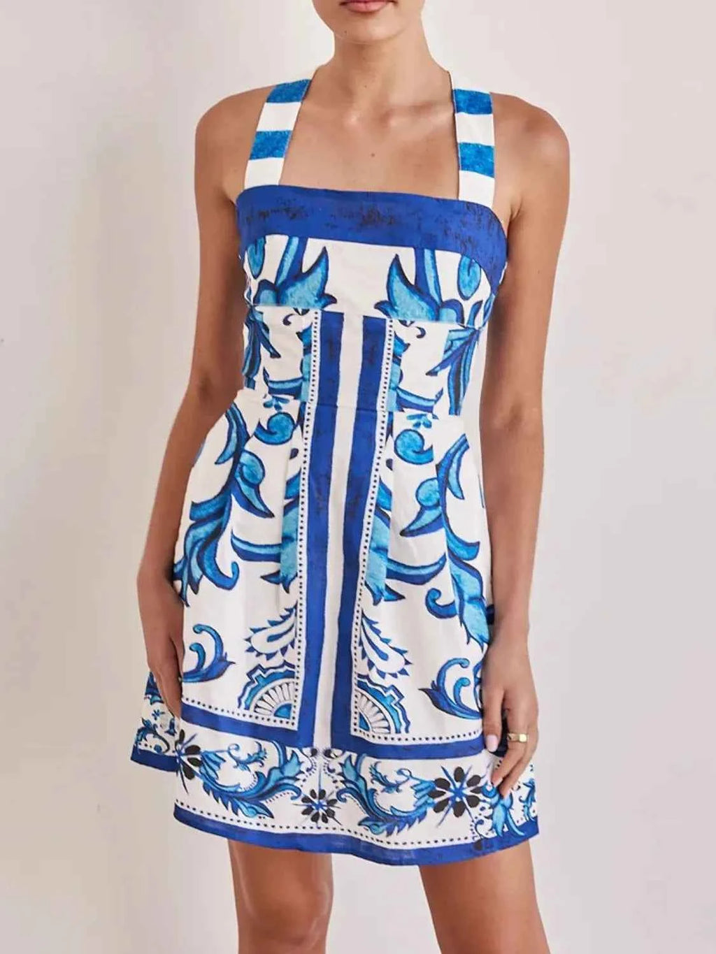 Printed Square Neck Midi Dress e397ba9c-c0db-478e-8c49-ad49d96d9630-Max-Origin