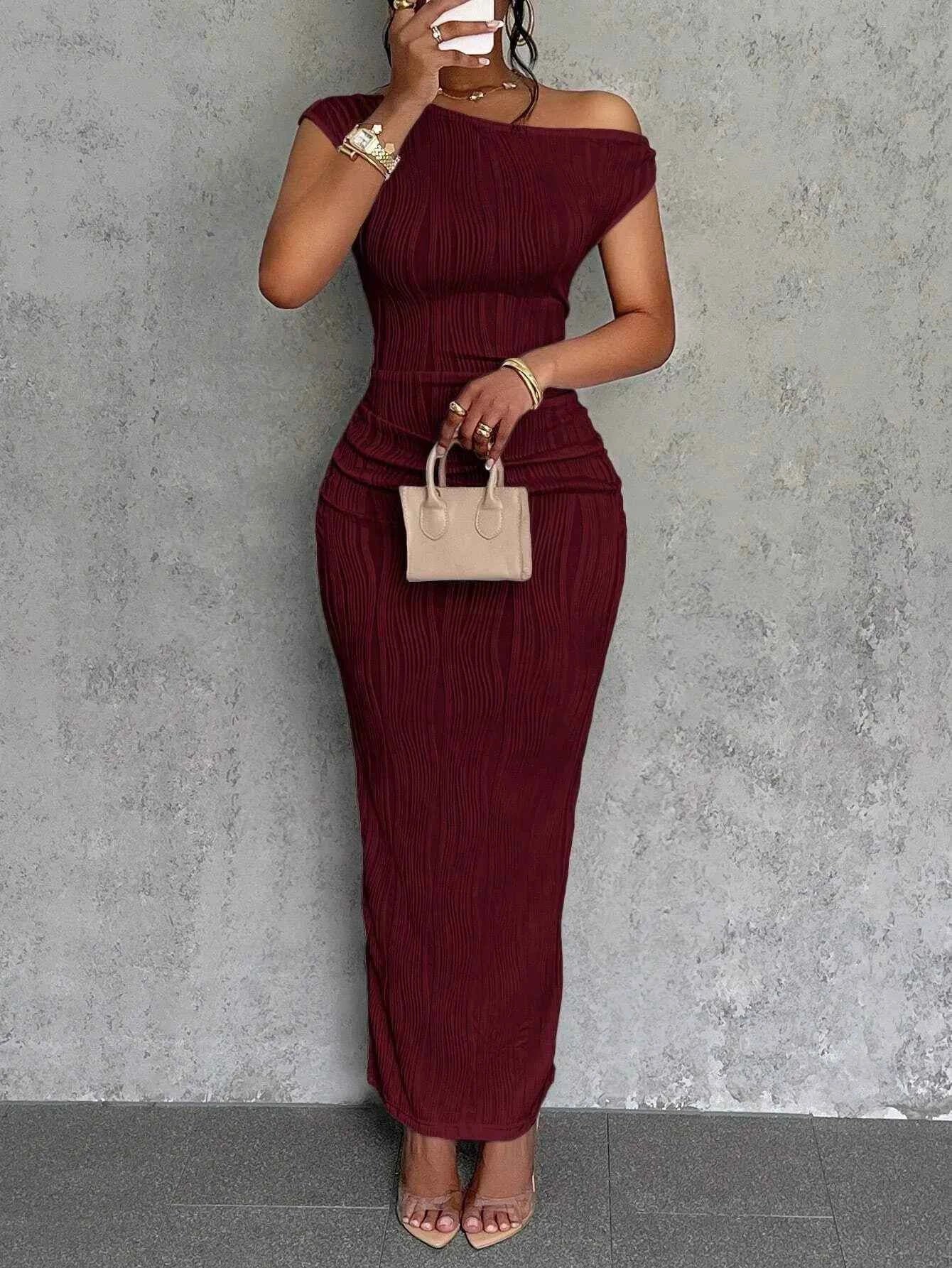 Asymmetrical One Shoulder Bodycon Maxi Dress Burgundy e39e1aad-bc55-4b6a-922f-cf606eb4ec49-Max-Origin