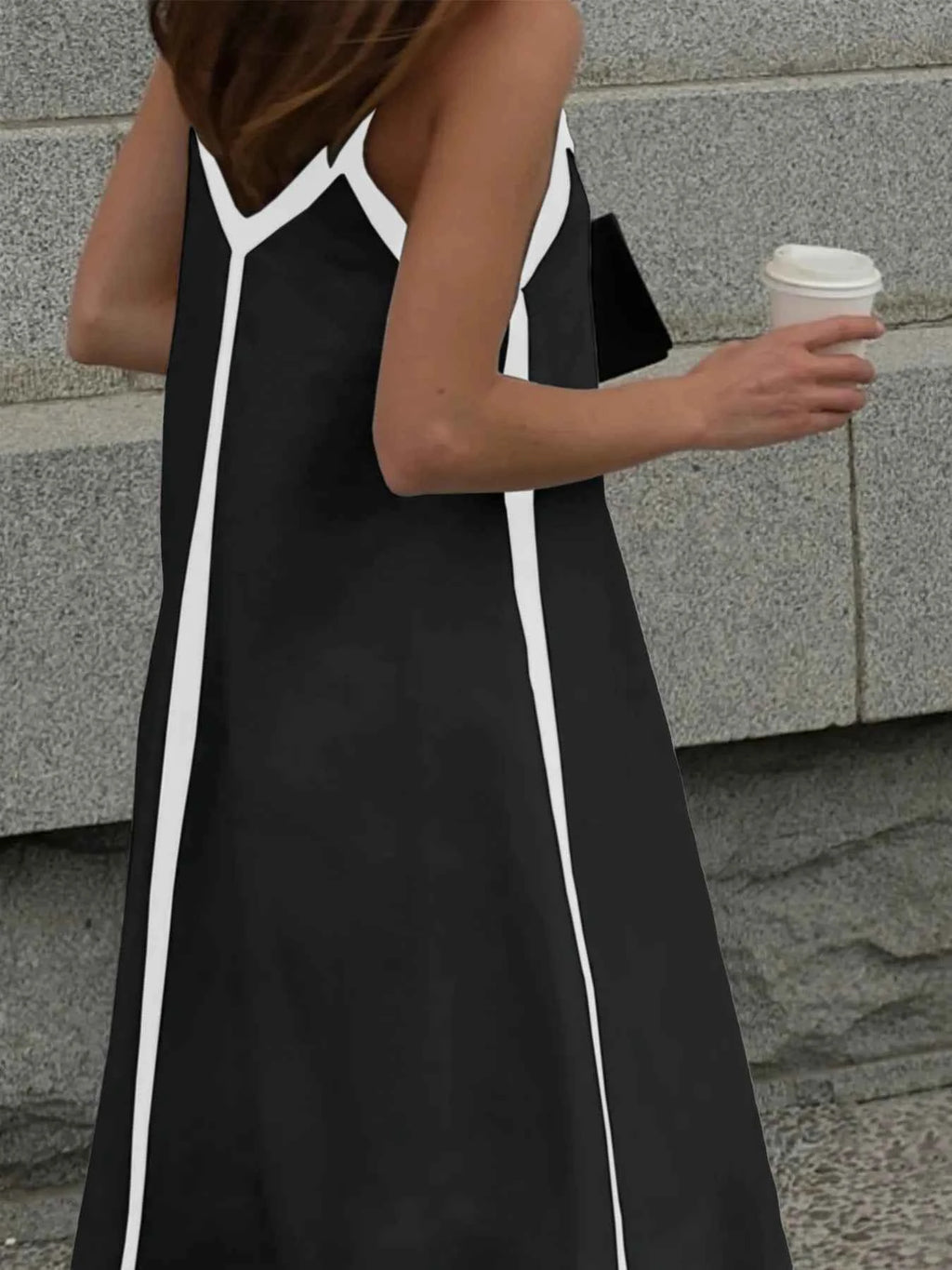 Contrast Trim V-Neck Maxi Dress e3a3eca8-b072-4a42-a0d0-ee46cc3a40c8-Max-Origin