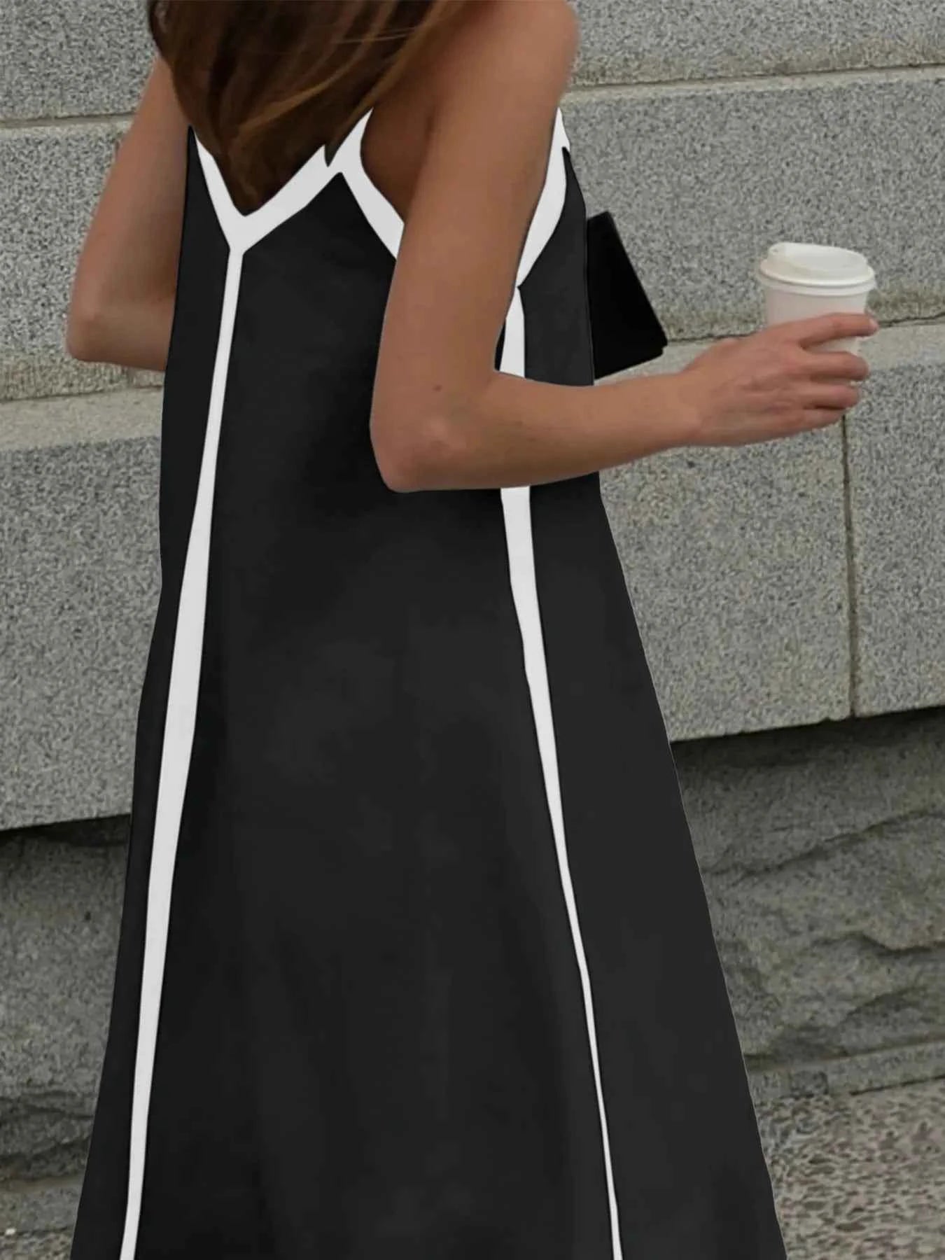 Contrast Trim V-Neck Maxi Dress e3a3eca8-b072-4a42-a0d0-ee46cc3a40c8-Max-Origin