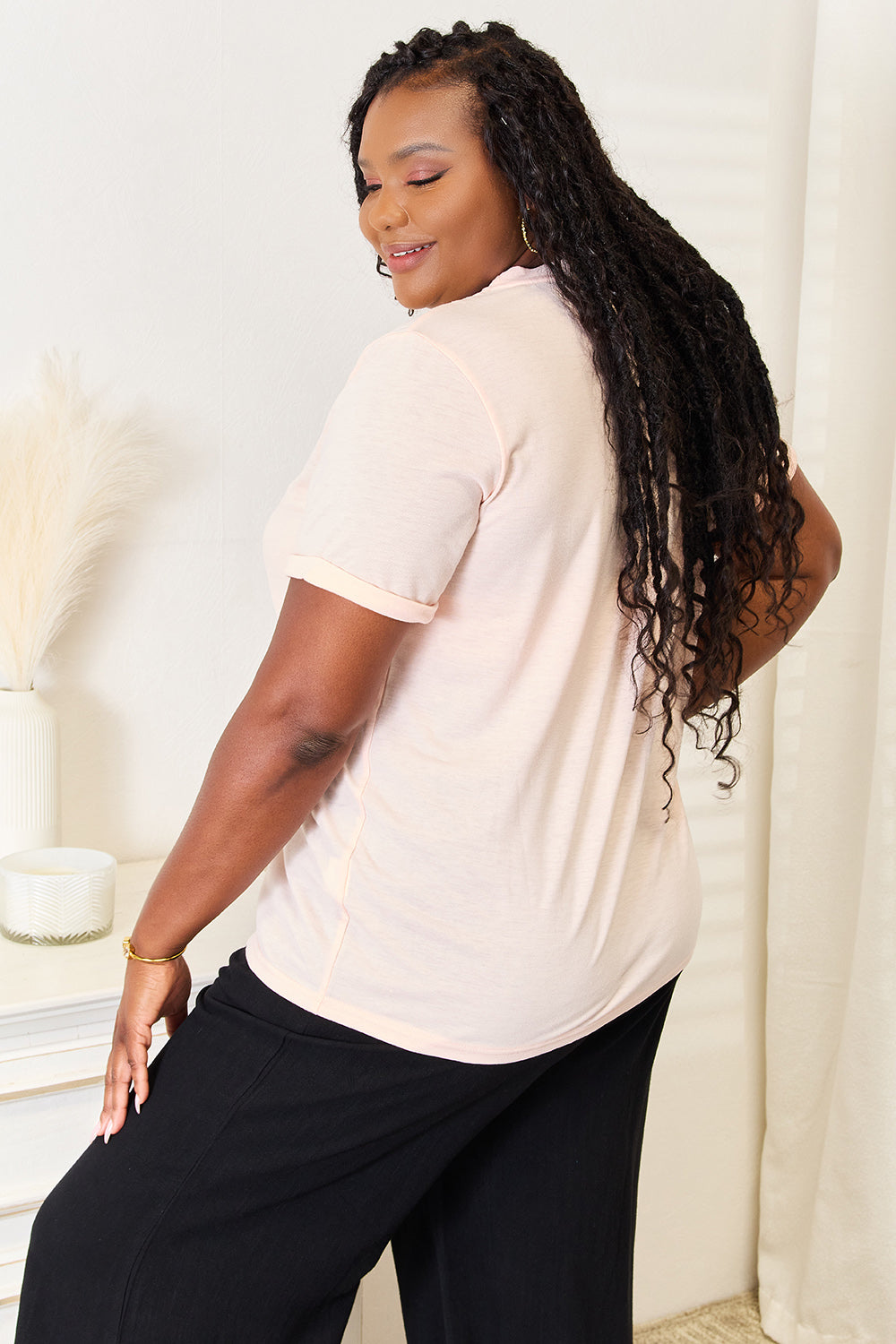 Simply Love BE KIND Graphic Round Neck T-Shirt e416669e2f85474ba369e2a5f7e078e8-Max