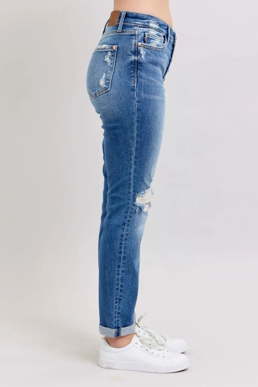 Judy Blue Full Size Button Fly Distressed Jeans with Pockets Plus Size e4235706-95b4-4c7f-a13a-1810aff65f51-Max