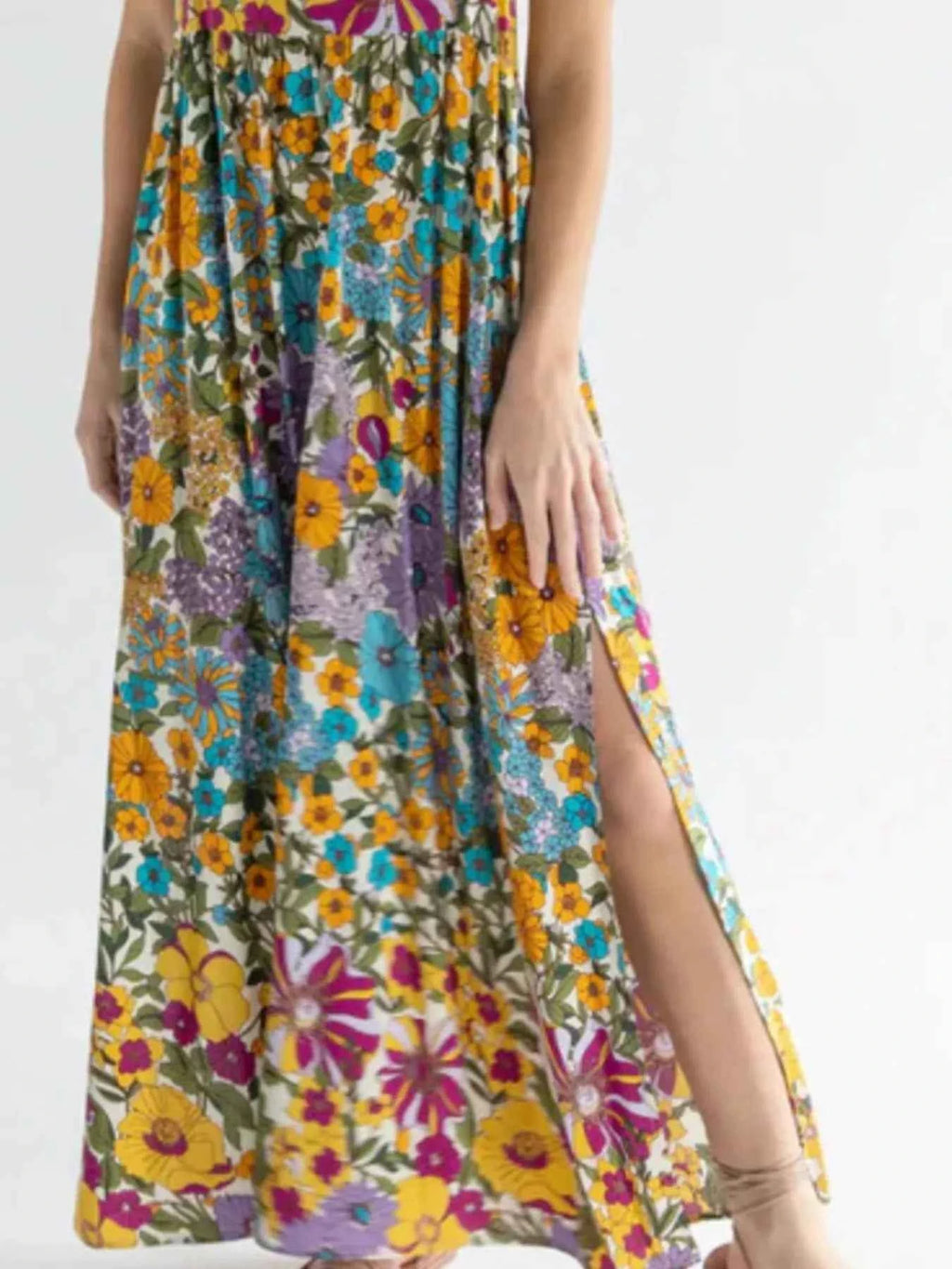 Full Size Square Neck Cami Dress with Side Slit Plus Size e444d189-f3e9-46b8-b483-5f4f9e6a02c7-Max-Origin