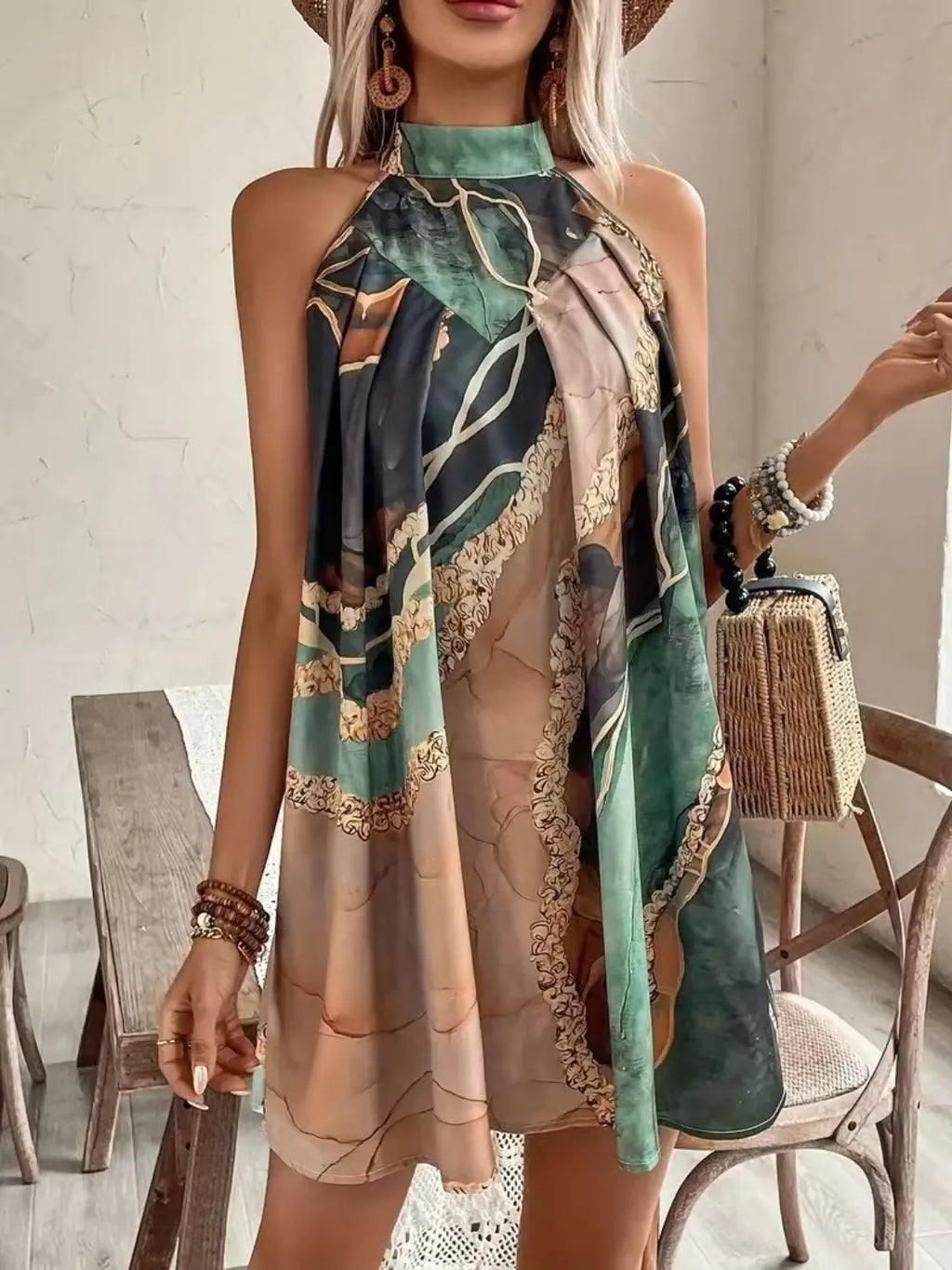 Tied Back Printed Sleeveless Dress e46258f1-9497-41a1-92ed-f3587105a771-Max-Origin