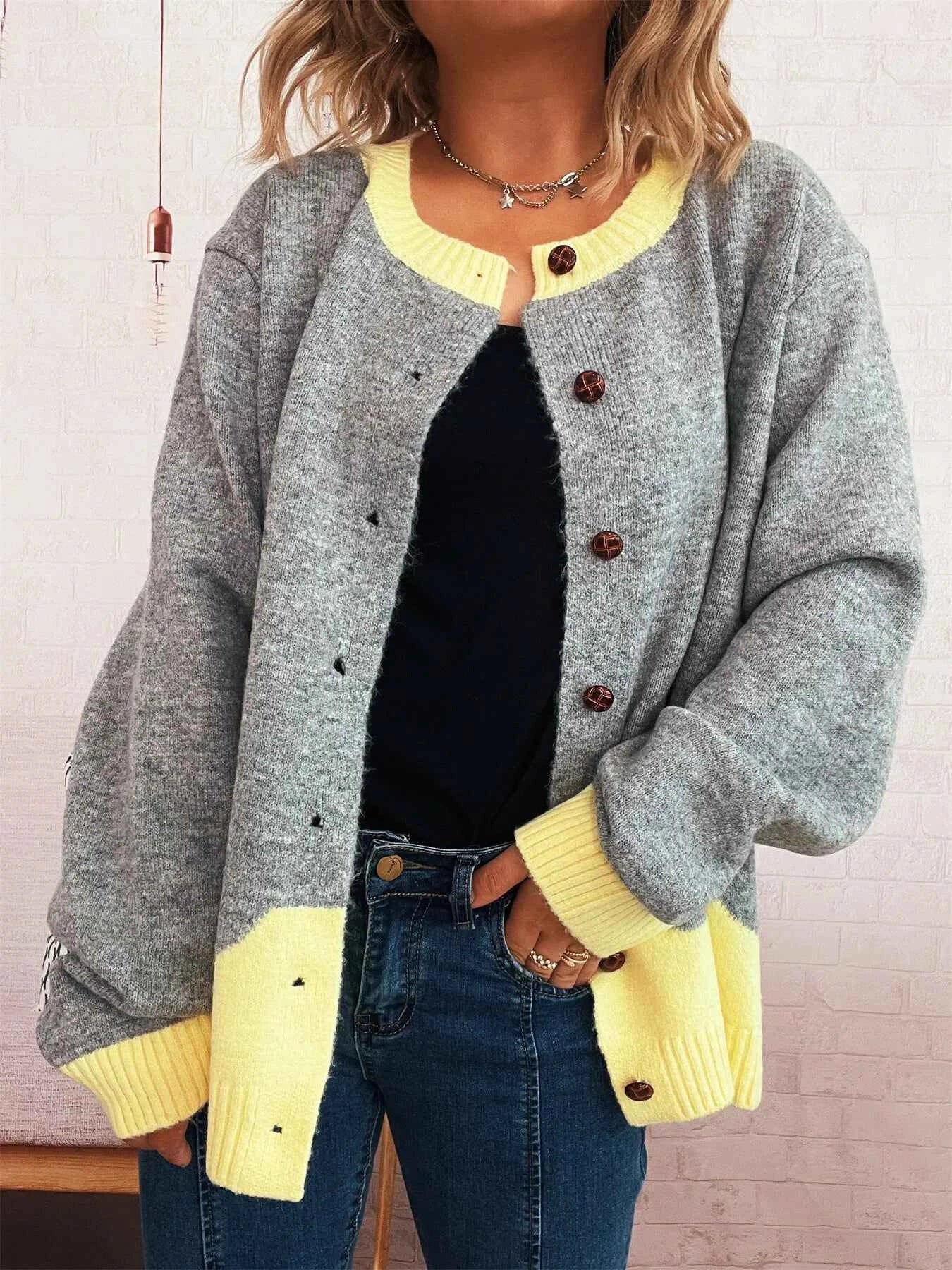 Button-Front Contrast Trim Cardigan e474def39b334f8ea716a57e2f8bed12-Max-Origin