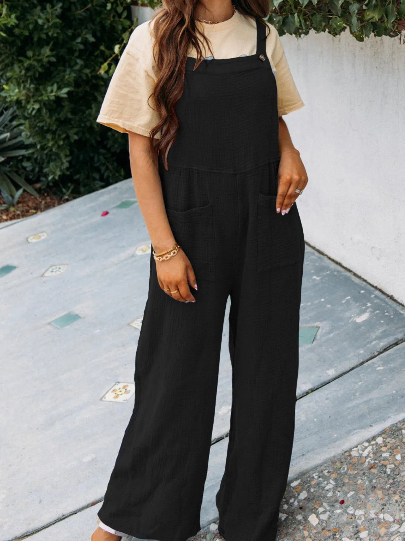 Full Size Casual Wide Leg Textured Overalls Plus Size Black e5271f3503404e1b81179466beb1aa9b-Max-Origin