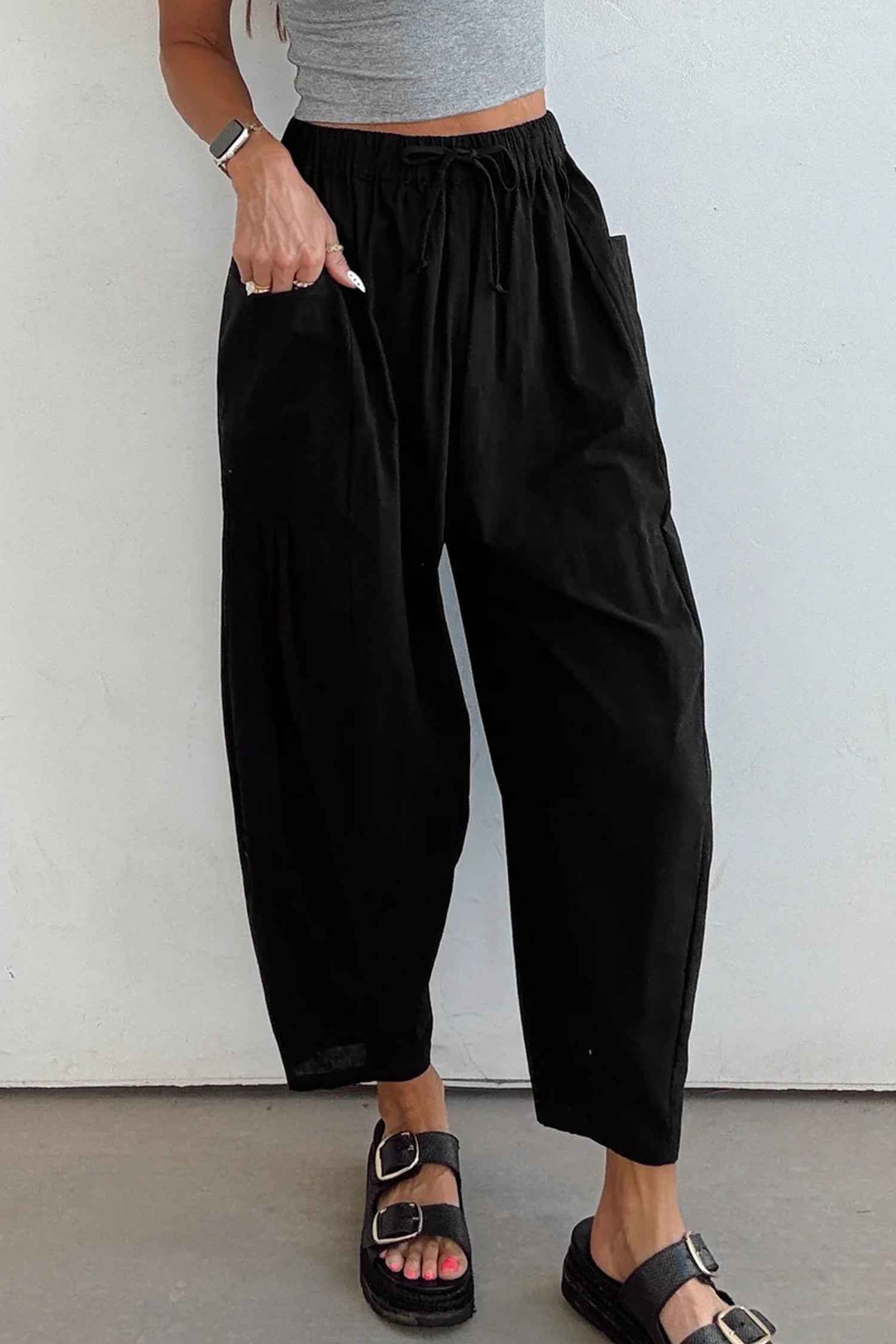 Black Drawstring Elastic Waist Patch Pocket Barrel Leg Casual Pants e52ea6c31d5aac74