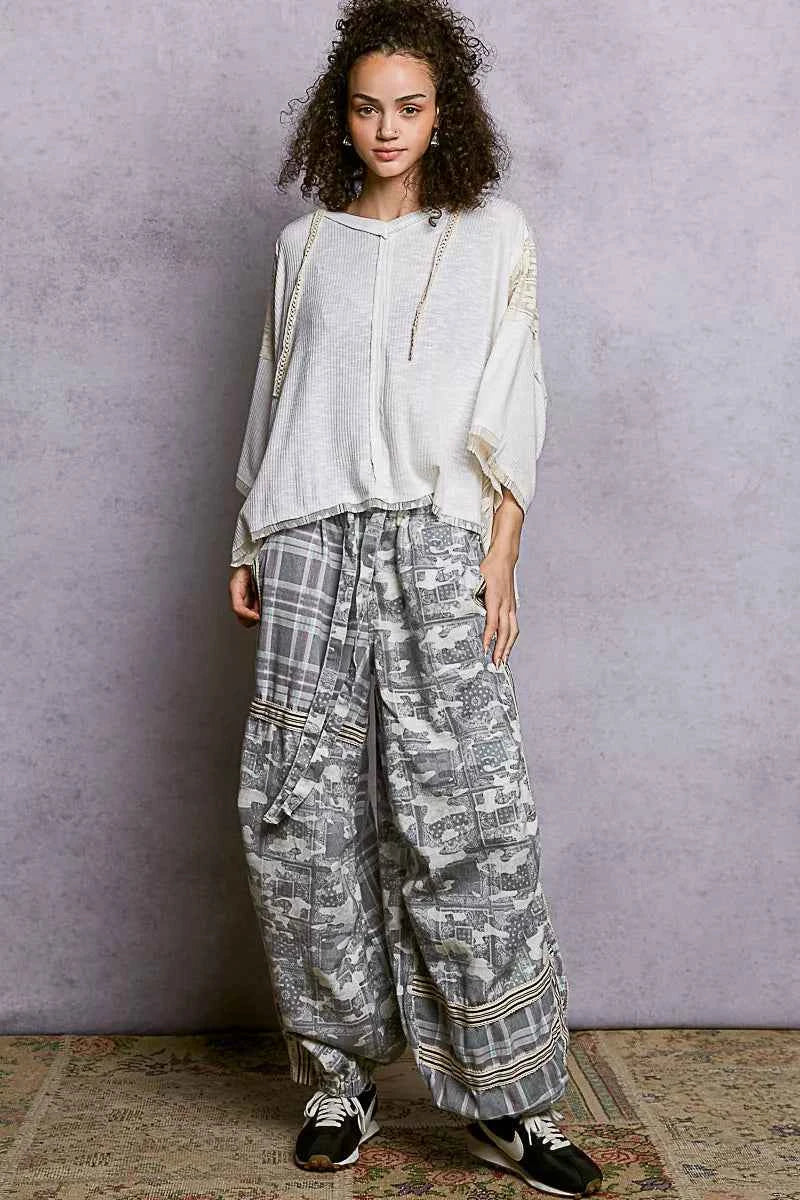 POL Short Sleeve Hoodie Top with Lace Detail e5374ecc-1d51-4651-9127-c29e42790e4c-Max-Origin