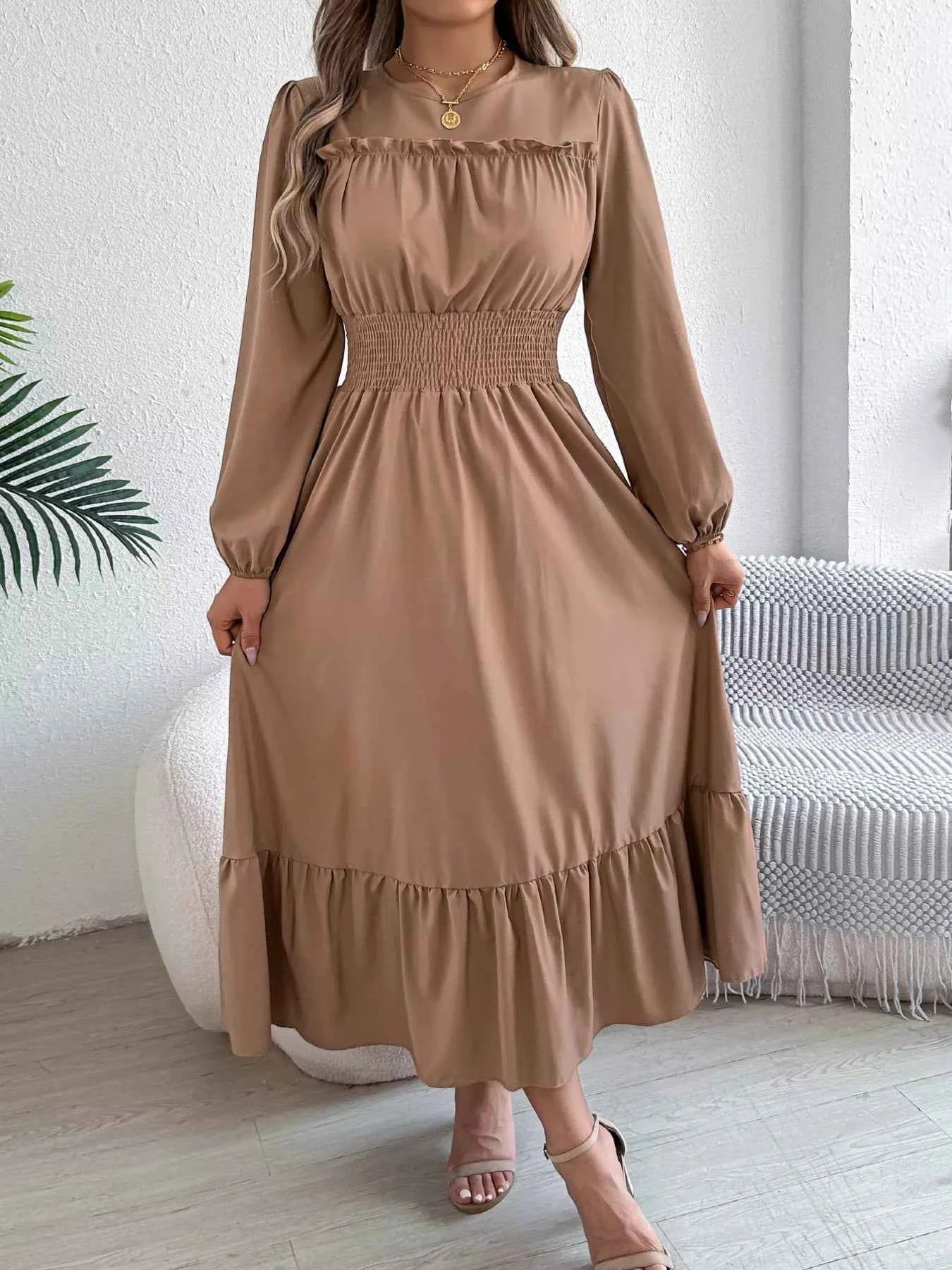 Round Neck Balloon Sleeve Tiered Dress e53c22af8e634b8ebec45ac97da87e28-Max-Origin