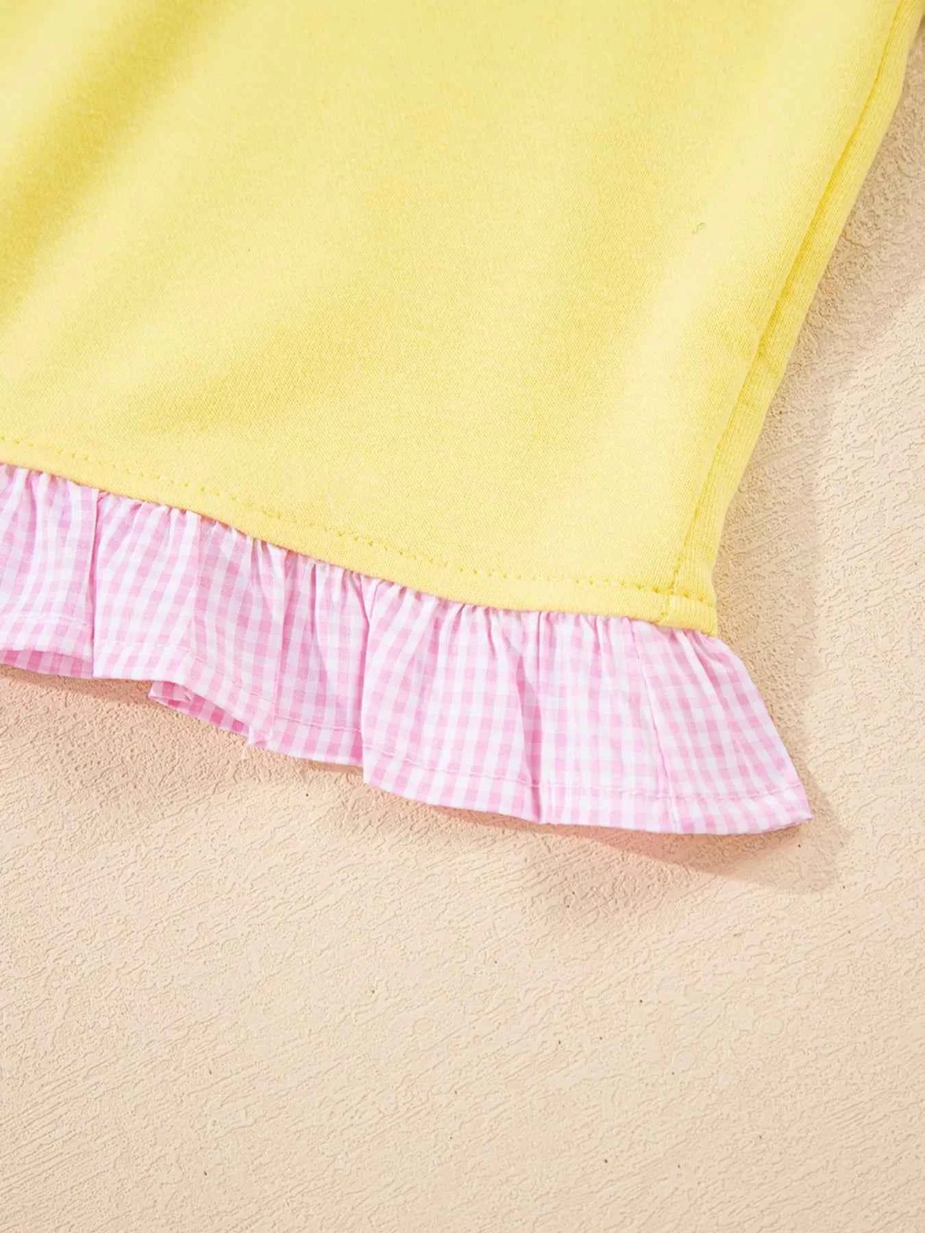 Contrast Frill Hem Round Neck Top and Shorts Set e54ad4fe-c954-48b1-8931-d83222a826f5-Max-Origin