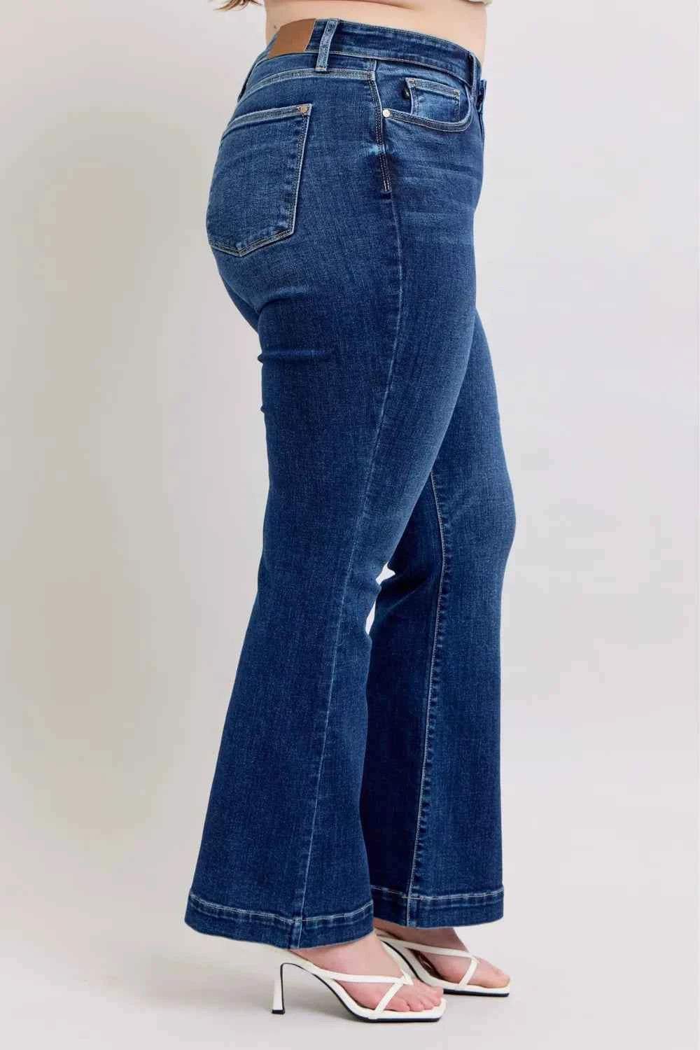 Judy Blue Full Size High Rise Flare Jeans with Pockets Plus Size e54c57d8-f66e-44b9-82a6-c3796ba68a13-Max