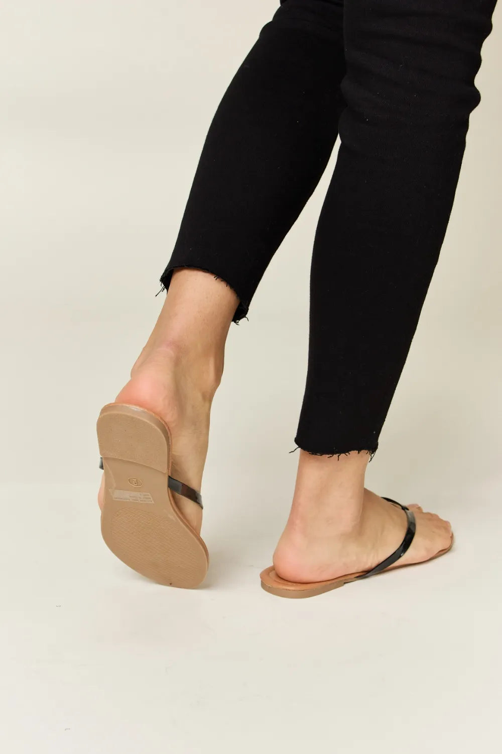 WILD DIVA PU Leather Open Toe Sandals e55daa37-2935-4780-aca9-b44bc5d2c434-Max