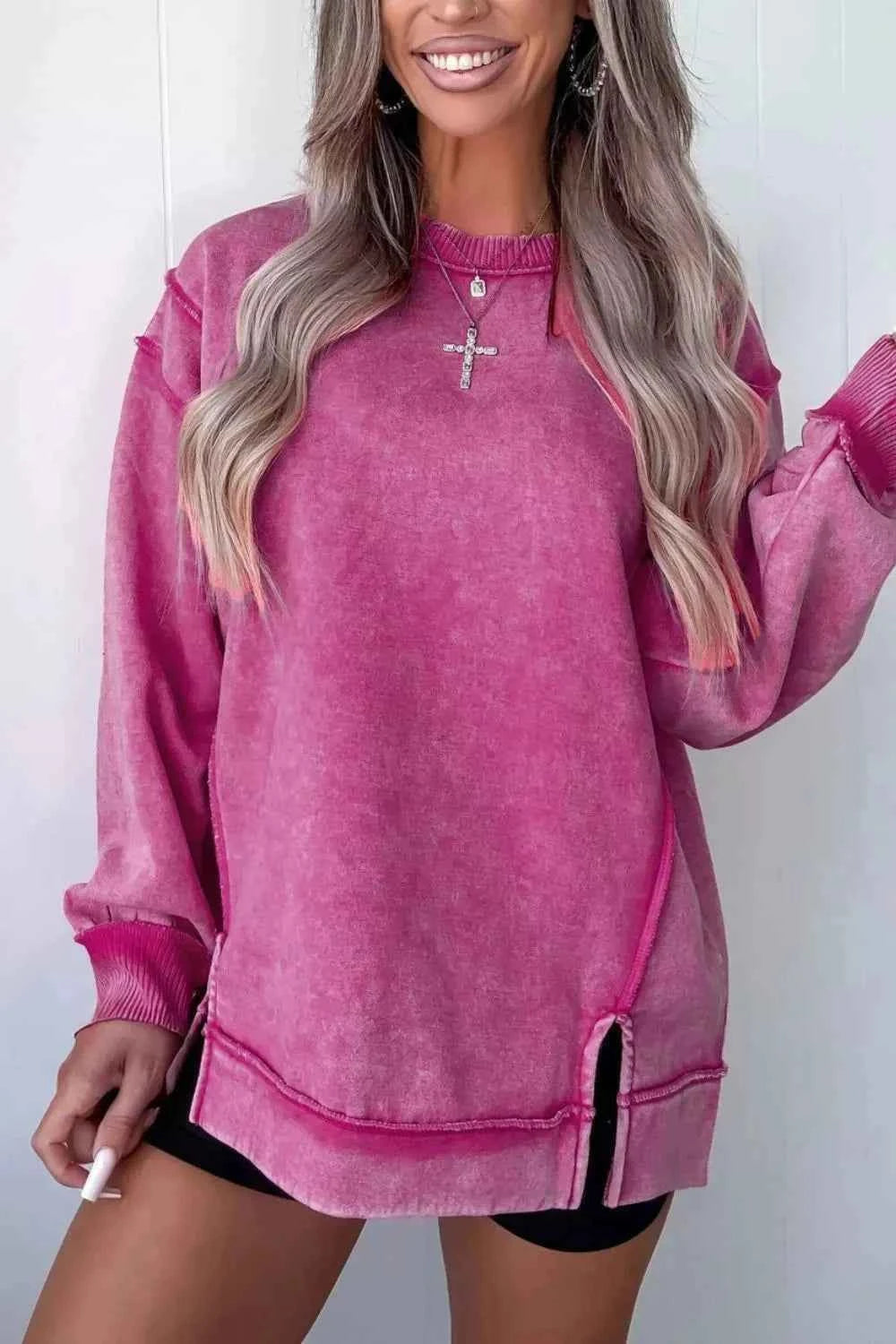 Mineral Wash Exposed Seam Side Slit Sweatshirt e5613716-c634-4c90-bd42-0f0d3280464b-Max-Origin