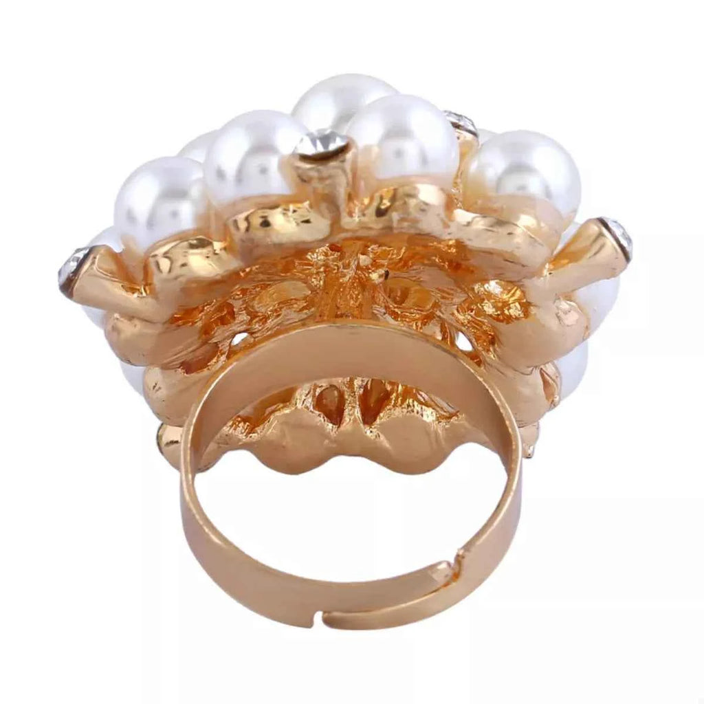 Pearl Cluster Ring e5864588-7c7c-44e6-95fe-4a3b2435ab92-Max-Origin