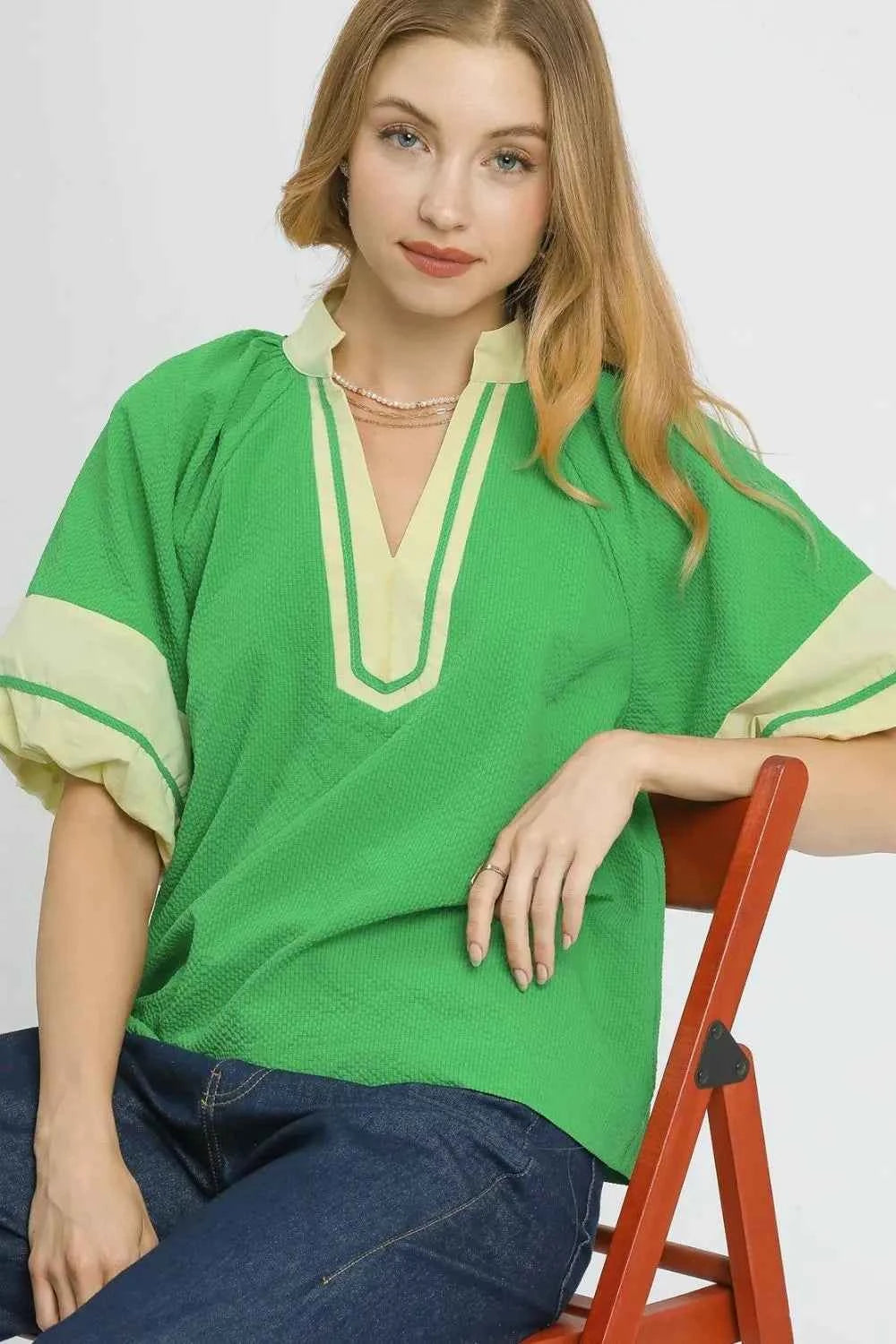 Umgee Contrast Trim Notched Puff Sleeve Blouse e5965a7f-d075-4f85-b18c-4f5582d62e57-Max-Origin