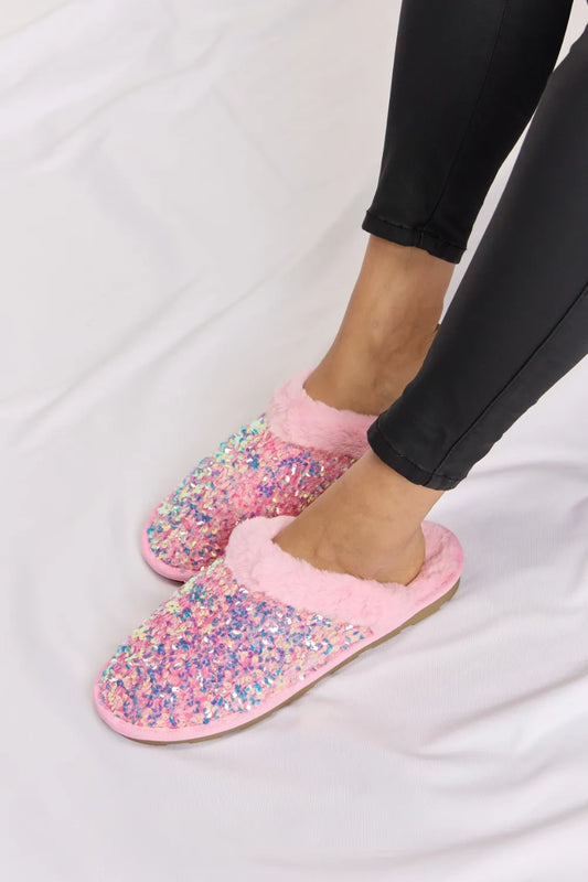 Forever Link Sequin Plush Round Toe Slippers e5d8acfa-4e7f-42fc-93ce-bd2c79260842-Max