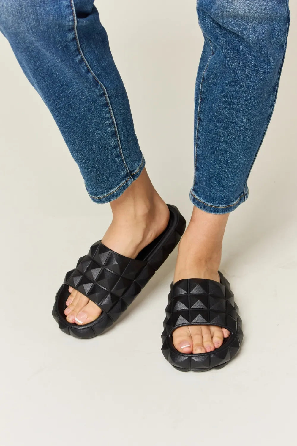 WILD DIVA Pyramid Stud Toe Band Footbed Sandals e5ebcf97-08ec-4f34-bbdd-b2fa16462dff-Max