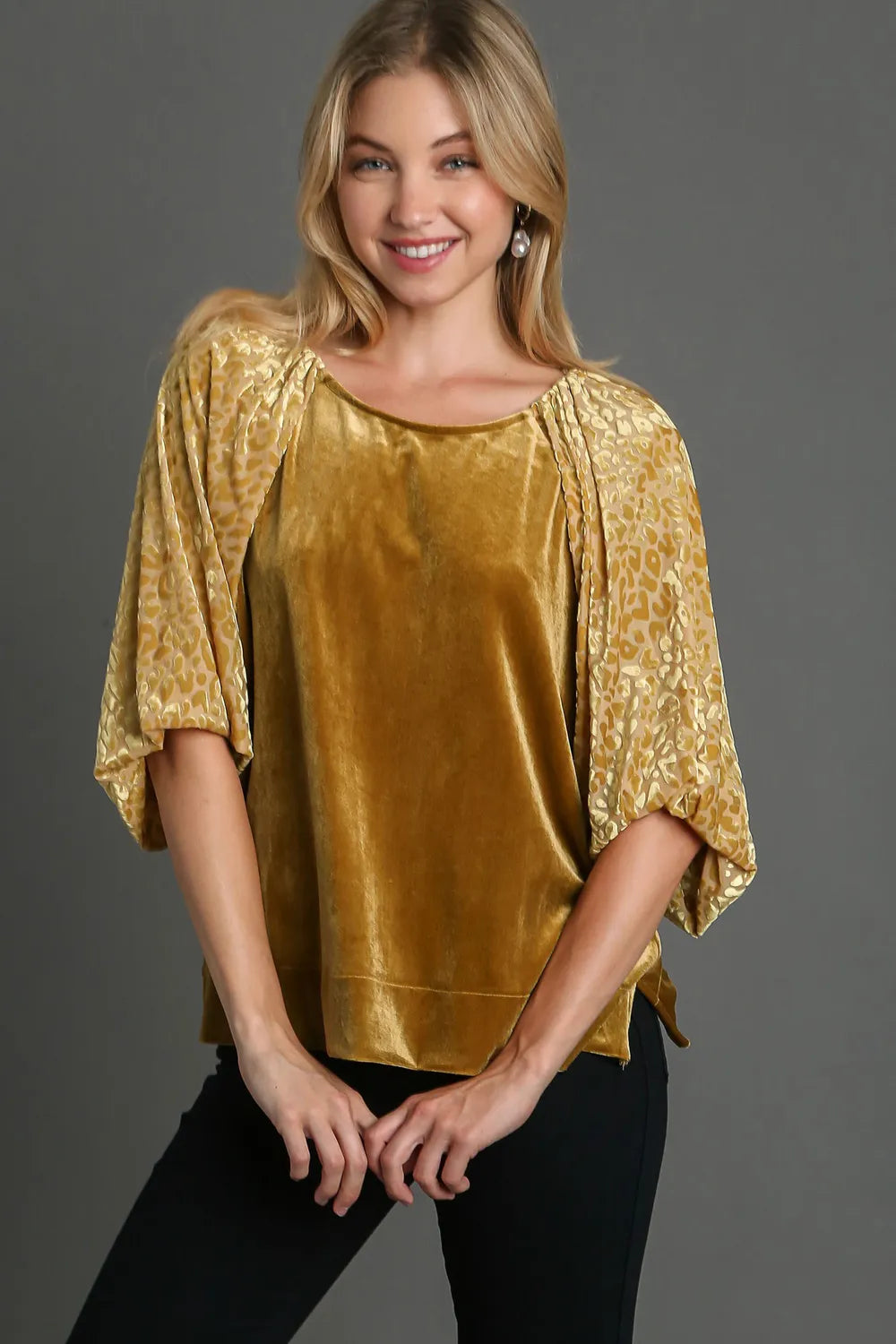 Umgee Round Neck Leopard Balloon Sleeve Velvet Top Mustard e635d0ab-a8fe-47fb-8981-2585de34e18c-Max