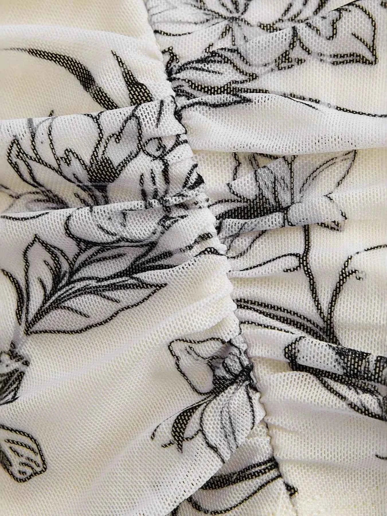 Printed Tube Top and Skirt Set e6372831-cfcb-4898-9635-d6ece3b5ff94-Max-Origin